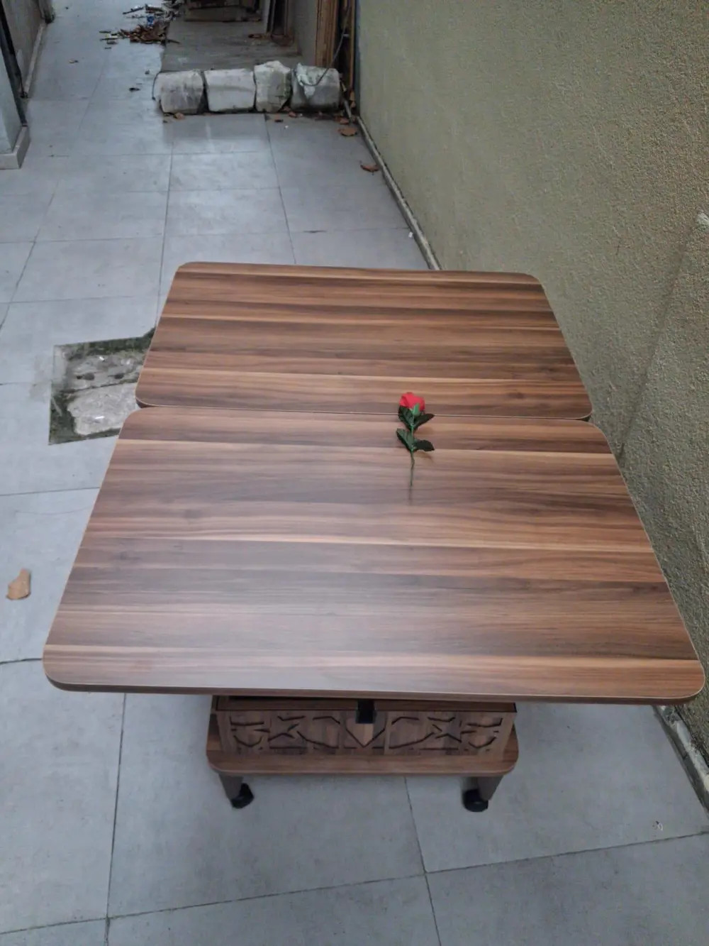 Akıllı Sihirli 90558 Fonksiyonlu Tekerlekli Hem Masa Hem Ota Sehp