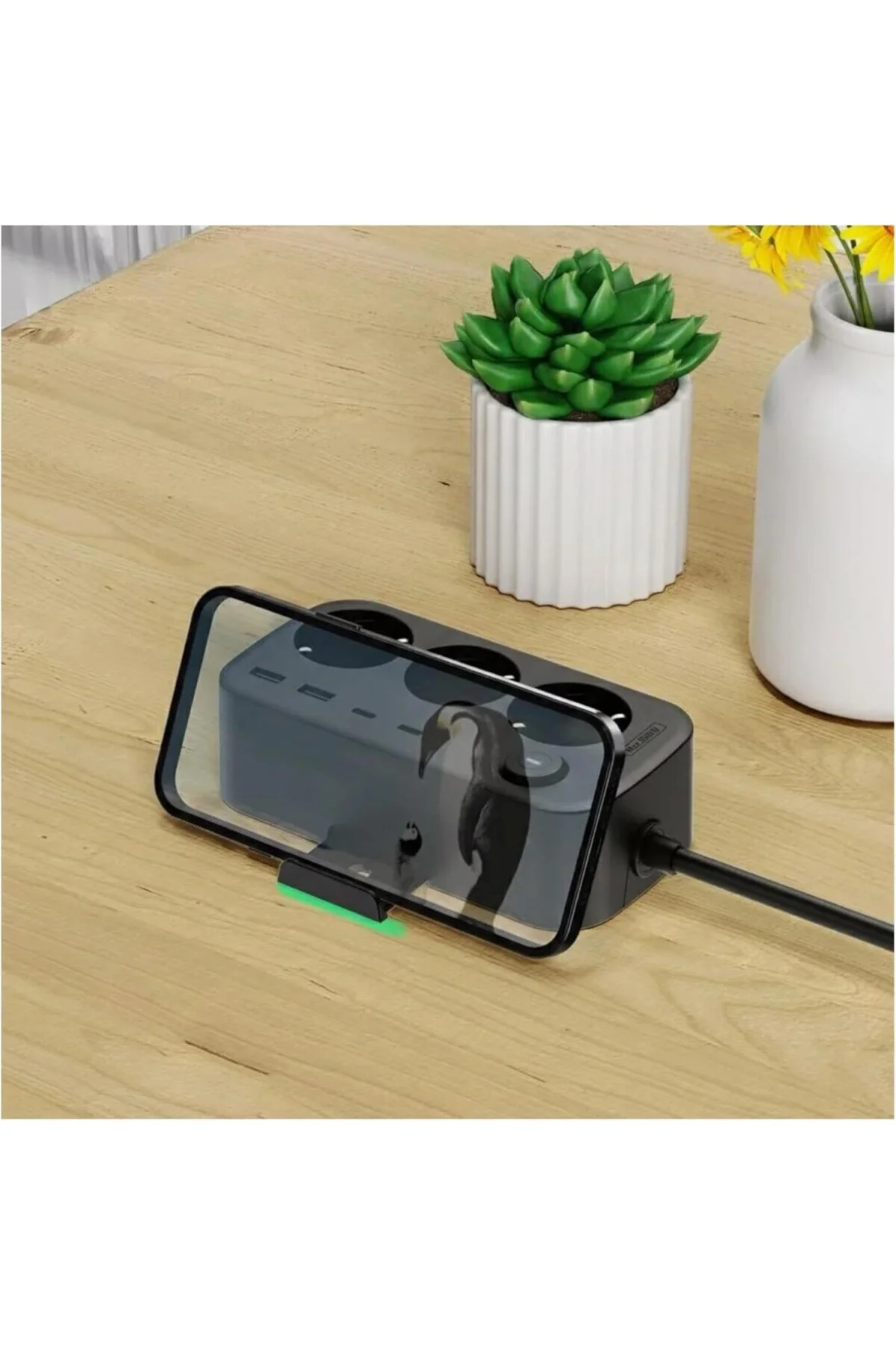 Akım Korumalı Çoklu Priz, 2 Adet USB, 2 Adet Type-C Girişi, 3 Ade