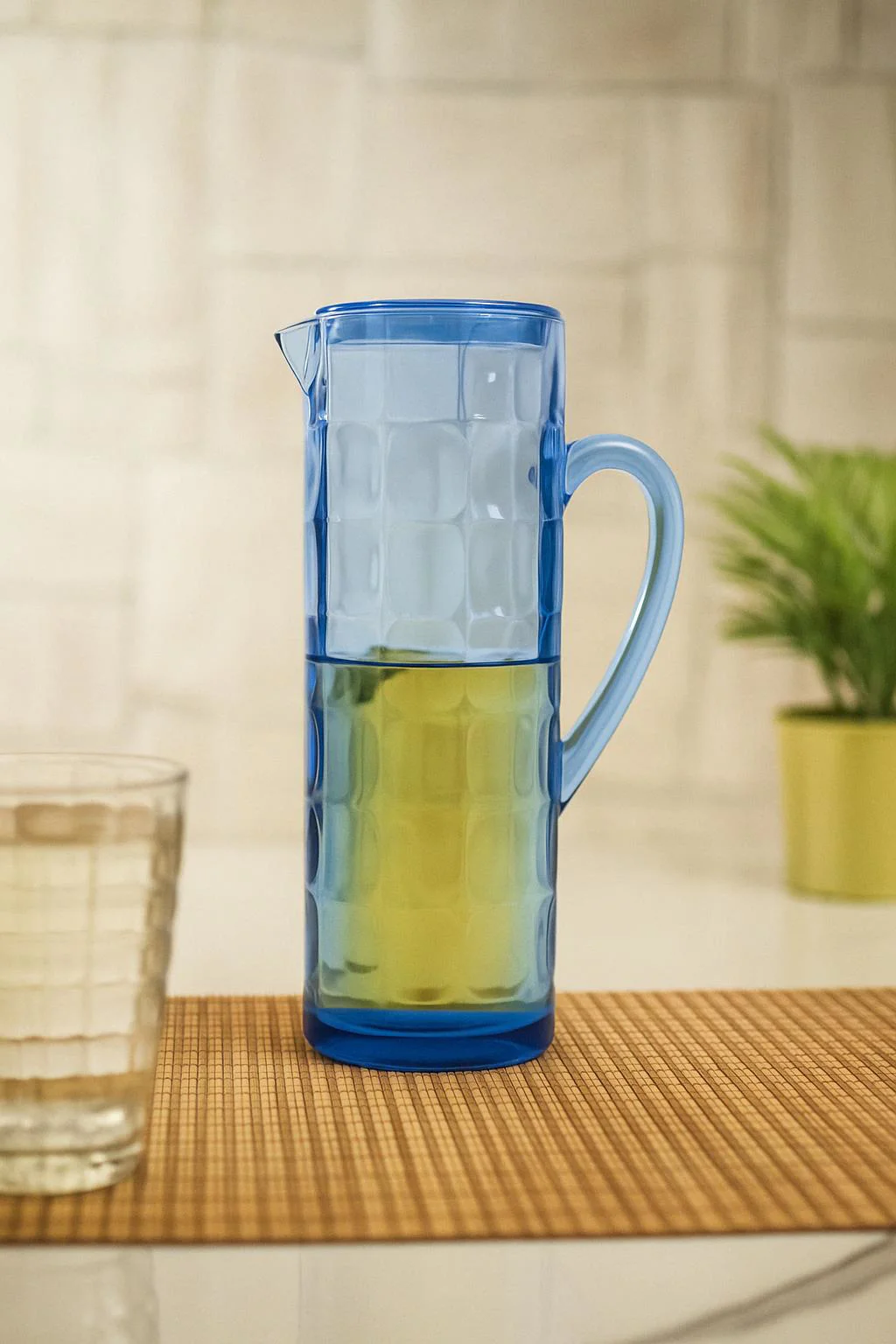 Akrilik Allegra 1,5 Lt Lacivert Sürahi (Buzdolabı Kapak Rafına Sığar) Akrilik Allegra 1,5 Lt Lacivert Sürahi (Buzdolabı Kapak Rafına Sığar)