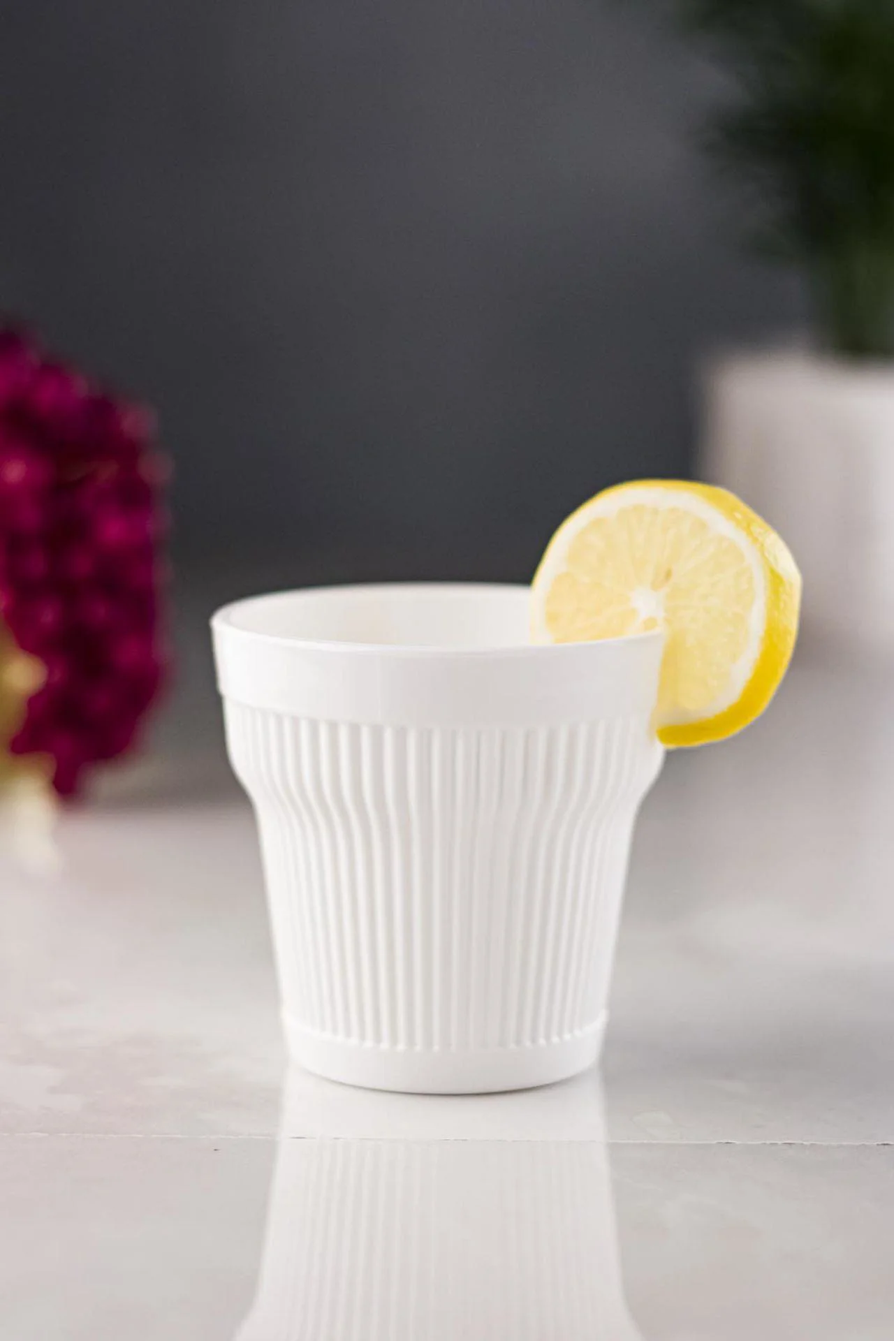 Akrilik Beyaz Tekli Kısa Bardak &amp; Su Meşrubat Kahve Yanı Bardağı 300 ml ( Cam Değildir )