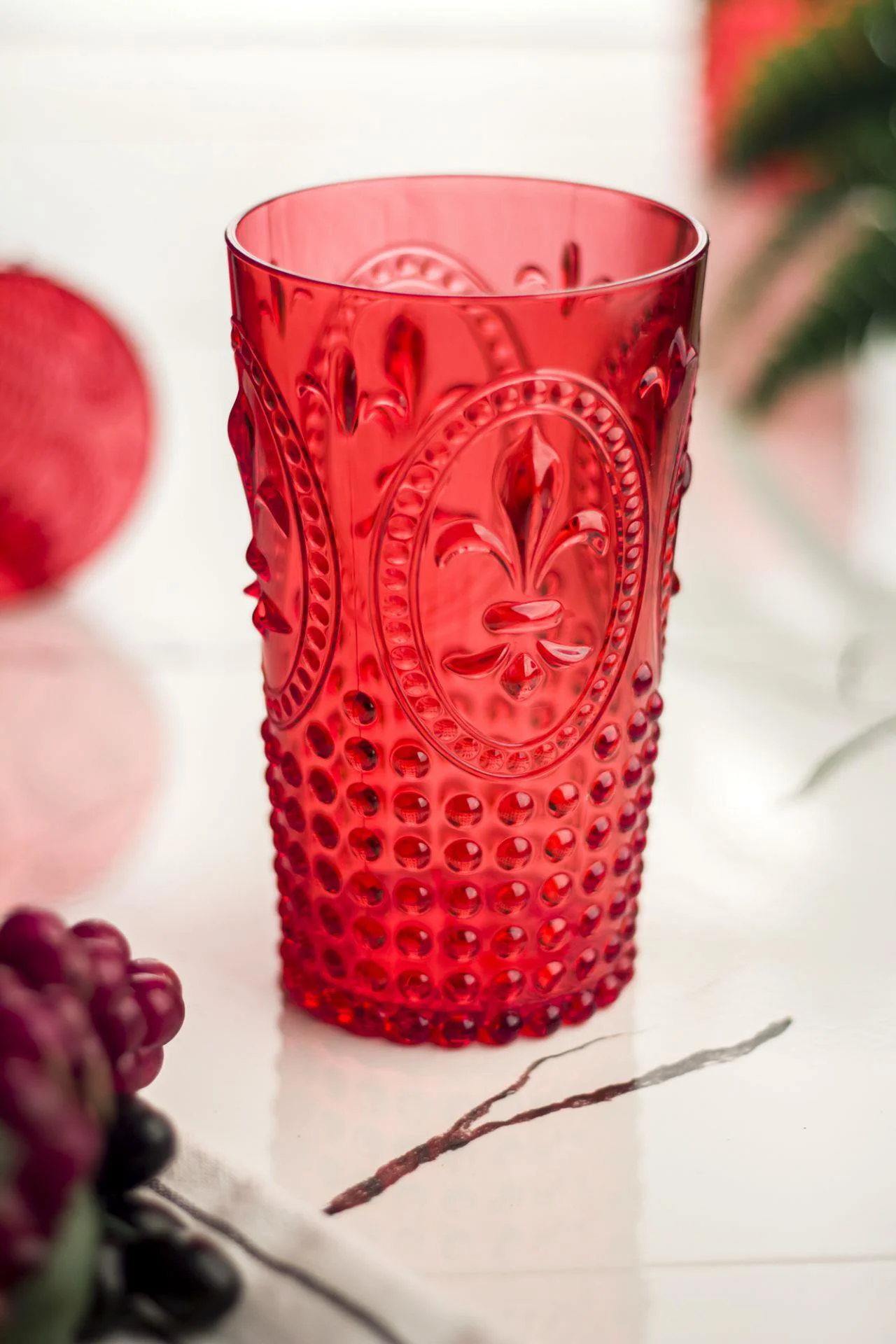 Akrilik Kırmızı 750 ml Bardak – Kırılmaz, BPA İçermez, Uzun Boy Su Bardağı