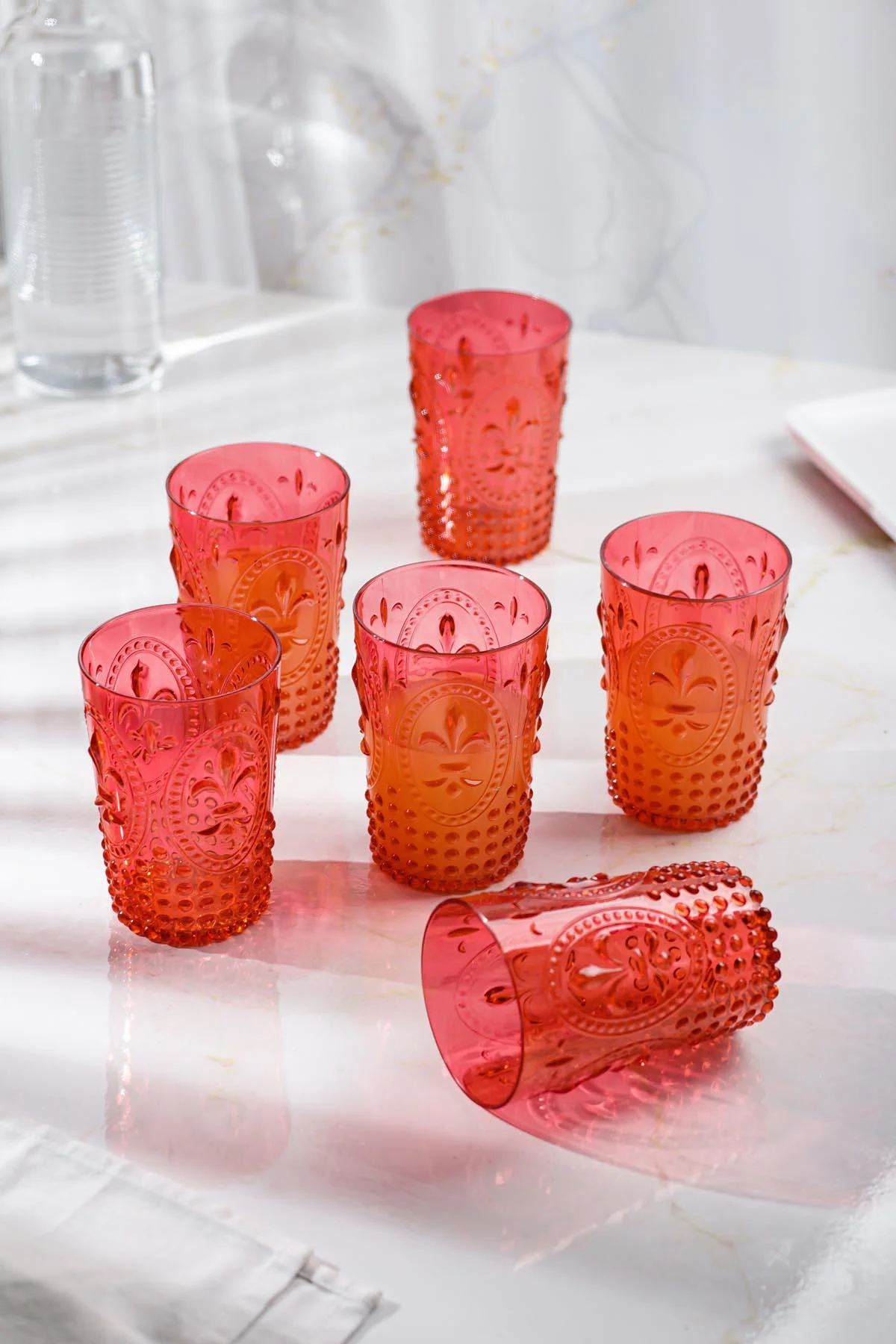Akrilik Kırmızı Bardak 400 ml – Kırılmaz, BPA’sız Su ve Kahve Bardağı