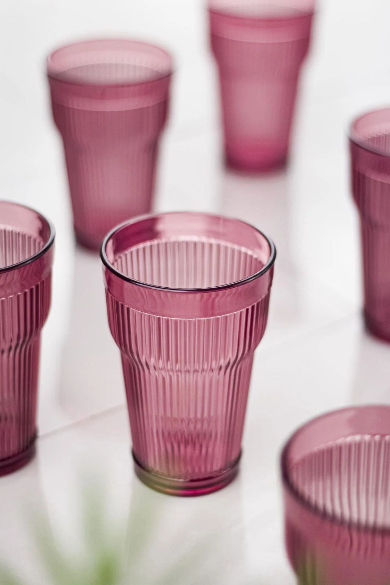 Akrilik Mürdüm Tekli Uzun Bardak &amp; Su Meşrubat Bardağı 400 ml ( Cam Değildir )