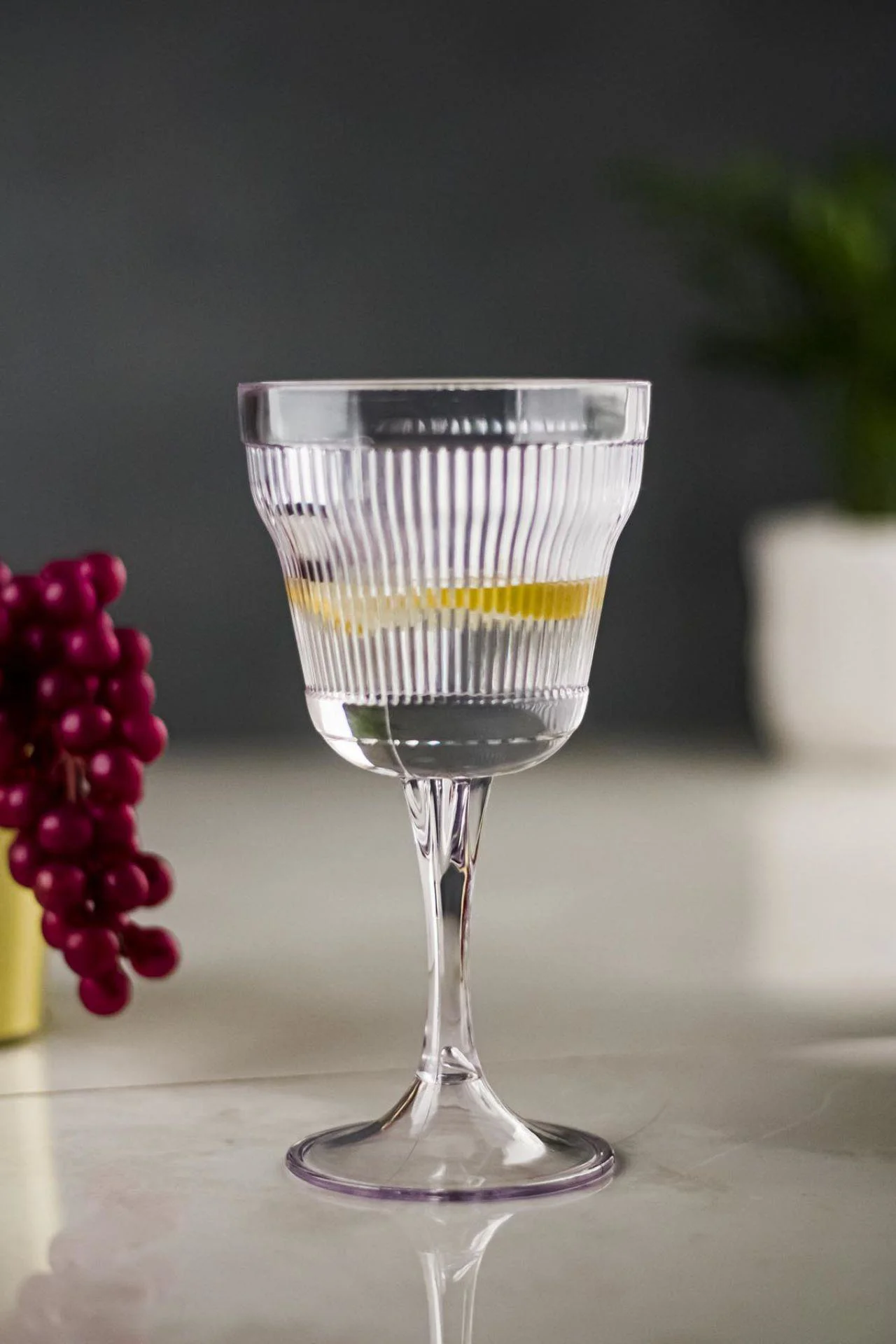 Akrilik Şeffaf Tekli Kadeh & Su Meşrubat Kahve Yanı Bardağı 300 ml ( Cam Değildir ) Akrilik Şeffaf Tekli Kadeh & Su Meşrubat Kahve Yanı Bardağı 300 ml ( Cam Değildir )