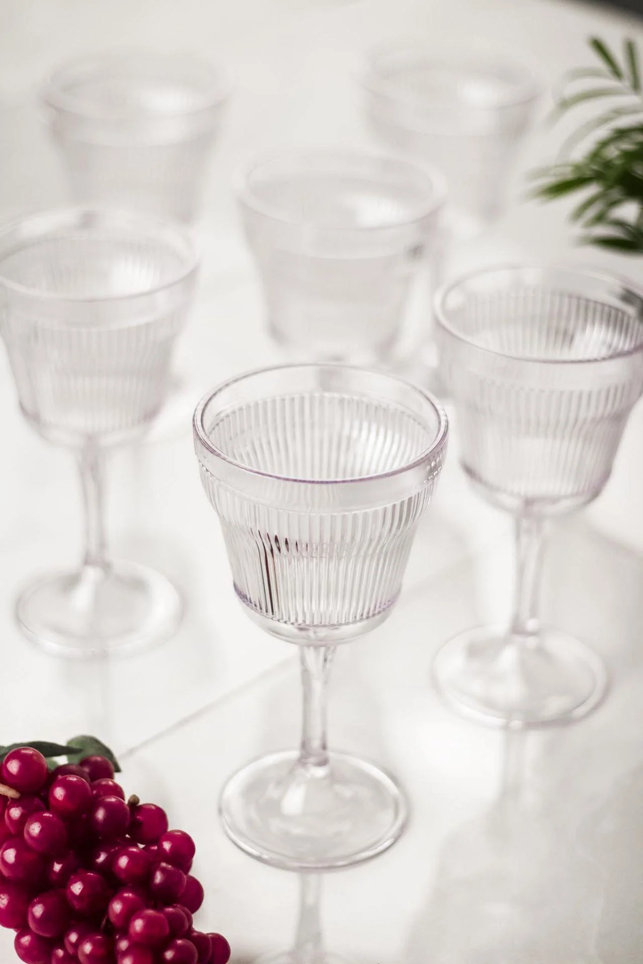 Akrilik Şeffaf Tekli Kadeh & Su Meşrubat Kahve Yanı Bardağı 300 ml ( Cam Değildir ) Akrilik Şeffaf Tekli Kadeh & Su Meşrubat Kahve Yanı Bardağı 300 ml ( Cam Değildir )