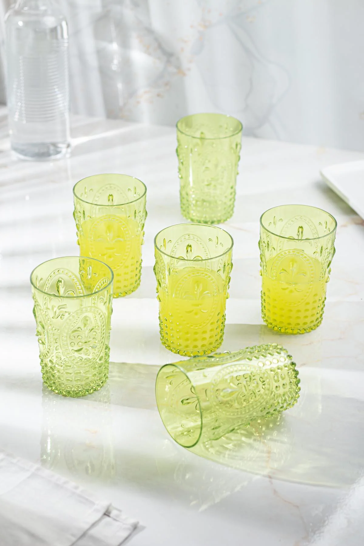 Akrilik Yeşil Tekli Kısa Bardak & Su Meşrubat Kahve Yanı Bardağı 400 ml ( Cam Değildir ) Akrilik Yeşil Tekli Kısa Bardak & Su Meşrubat Kahve Yanı Bardağı 400 ml ( Cam Değildir )