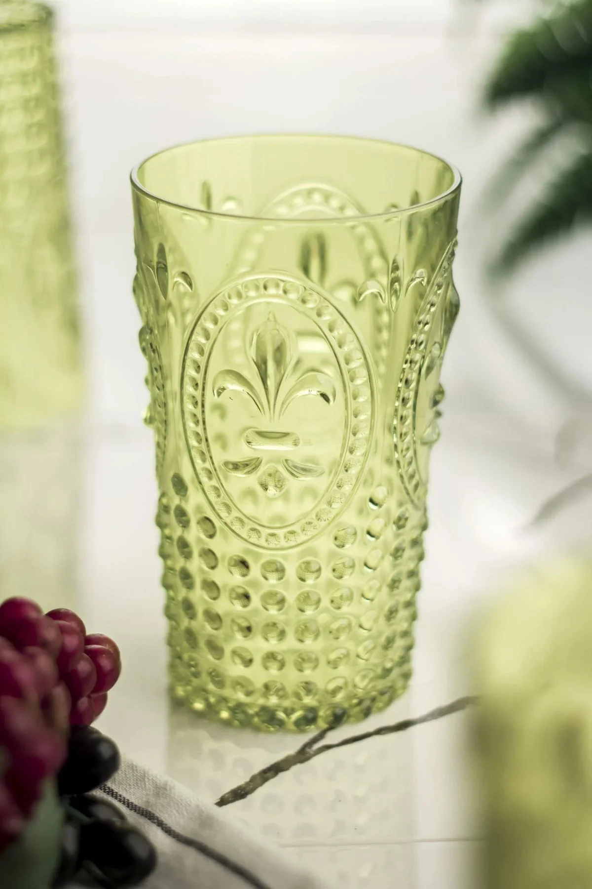 Akrilik Yeşil Tekli Uzun Bardak & Su Meşrubat Bardağı 750 ml ( Büyük Boy & Cam Değildir ) Akrilik Yeşil Tekli Uzun Bardak & Su Meşrubat Bardağı 750 ml ( Büyük Boy & Cam Değildir )