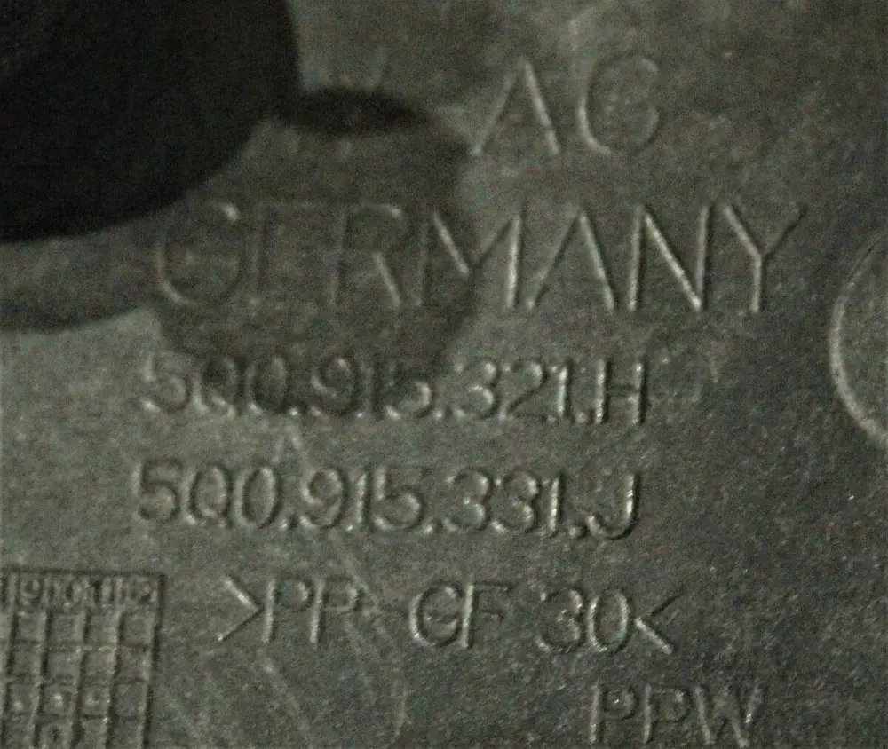 Akü Alt Plastik Tablası (VW Orjinal)(5Q0915331J)(Golf 7)