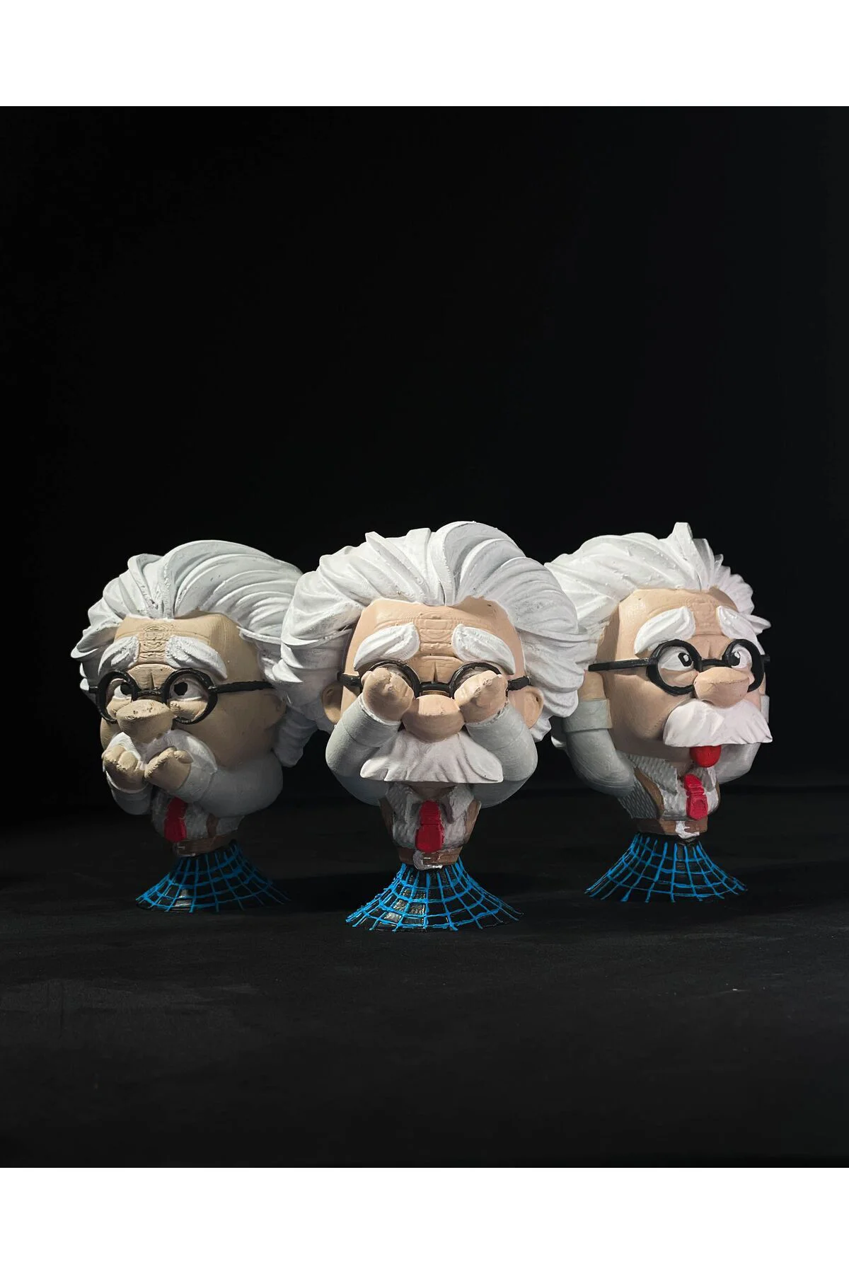 Albert Einstein Görmedim - Duymadım - Bilmiyorum Heykelleri