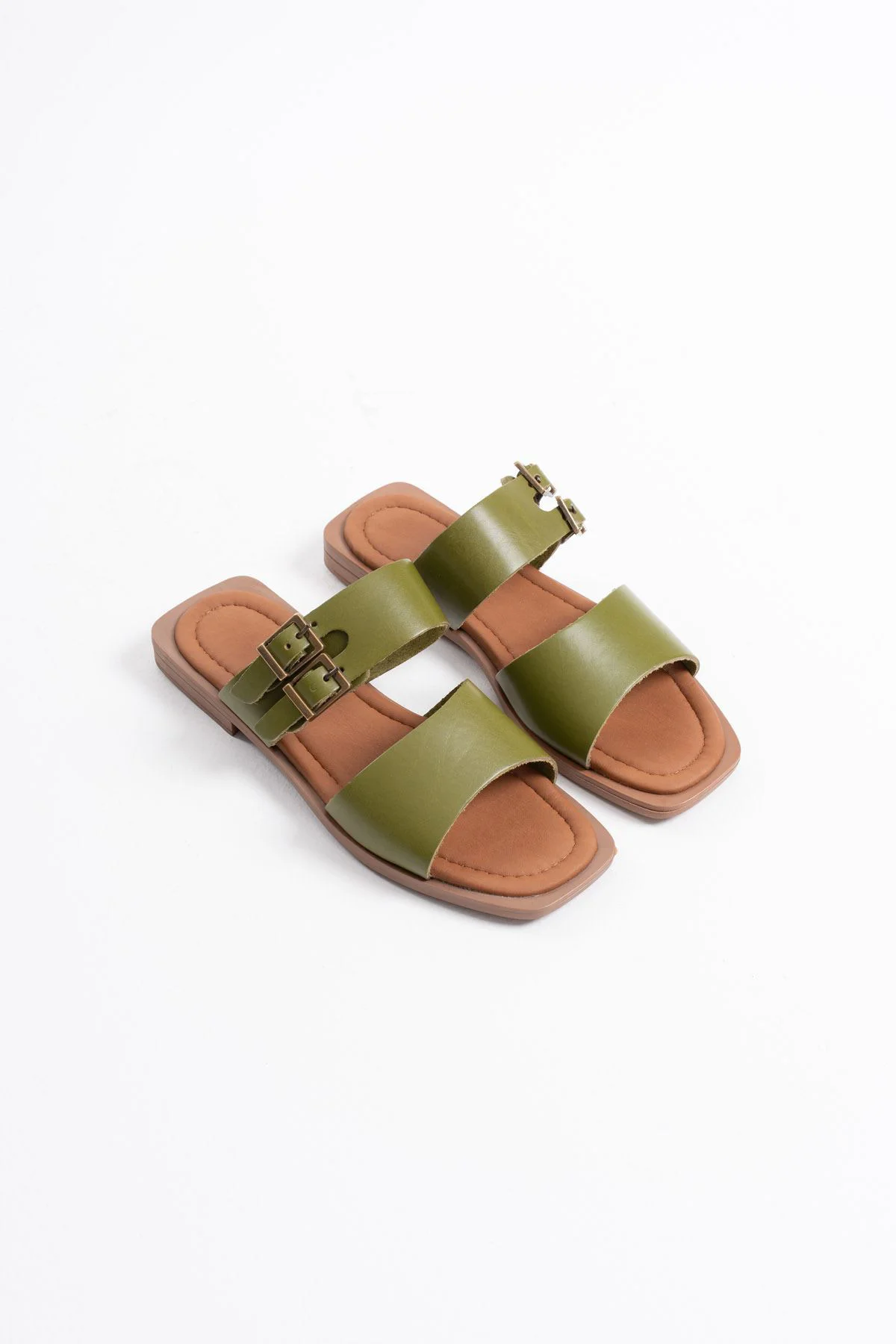 Alessi Haki Yeşili Çift Bantlı Hakiki Deri Terlik Alessi Haki Yeşili Çift Bantlı Hakiki Deri Terlik