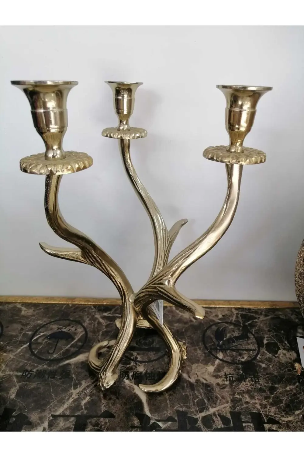 Alım Geyik Boynuzu Metal 3 Gözlü Şamdan