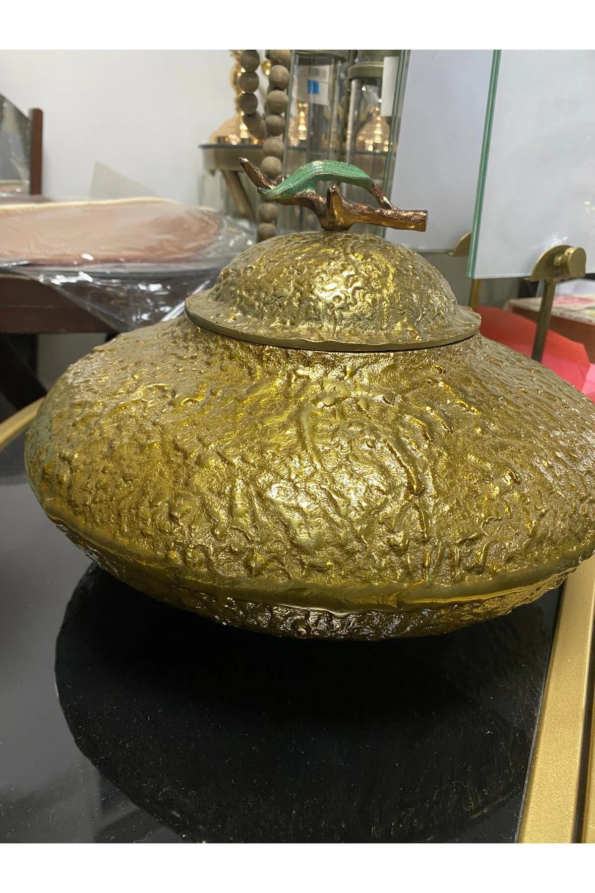 Alimünyum Döküm Kapaklı Yassı Vazo 32x22cm