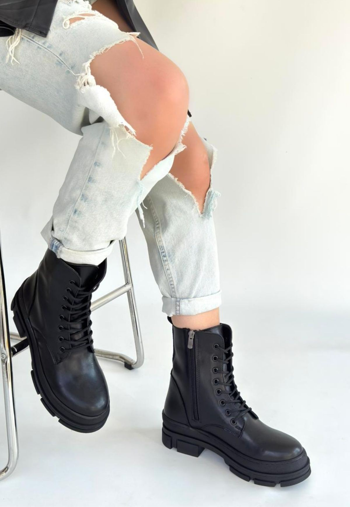 Allex Siyah Cilt Bağcıklı Bot