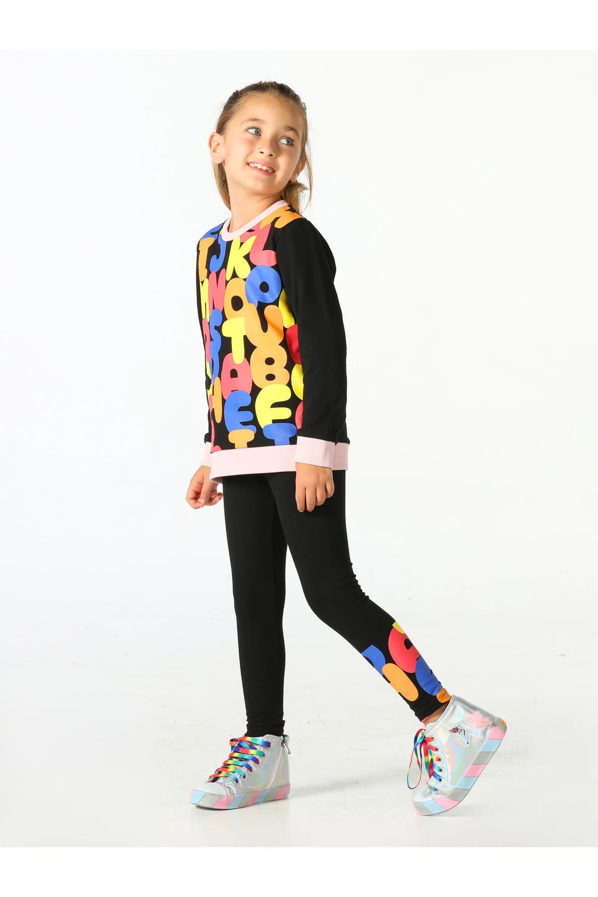 Alphabet Desenli Kız Çocuk Sweatshirt Takım