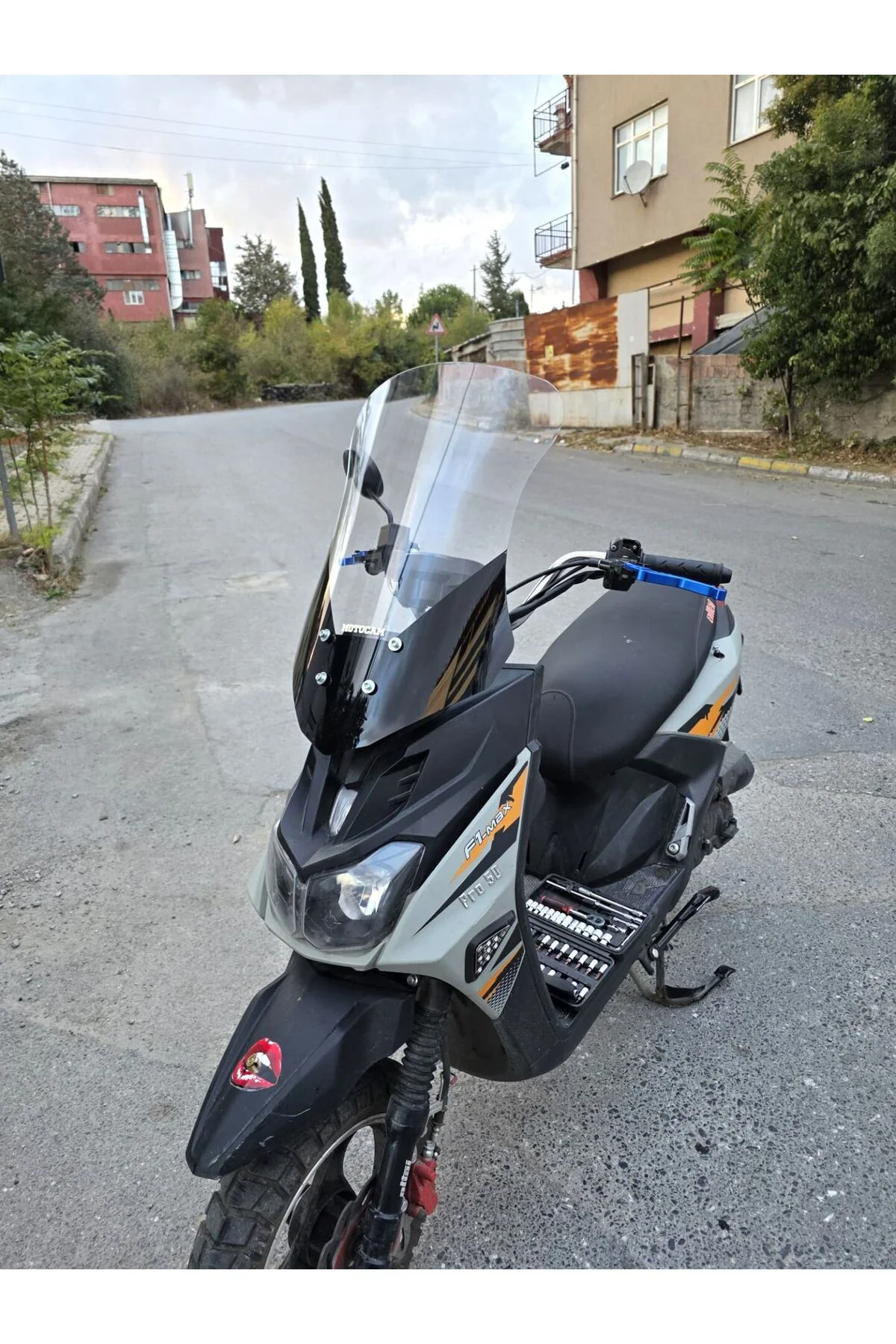 Altai F1 Max Ön Cam 2021-2026 Model 57cm Şeffaf Renkli 4mm
