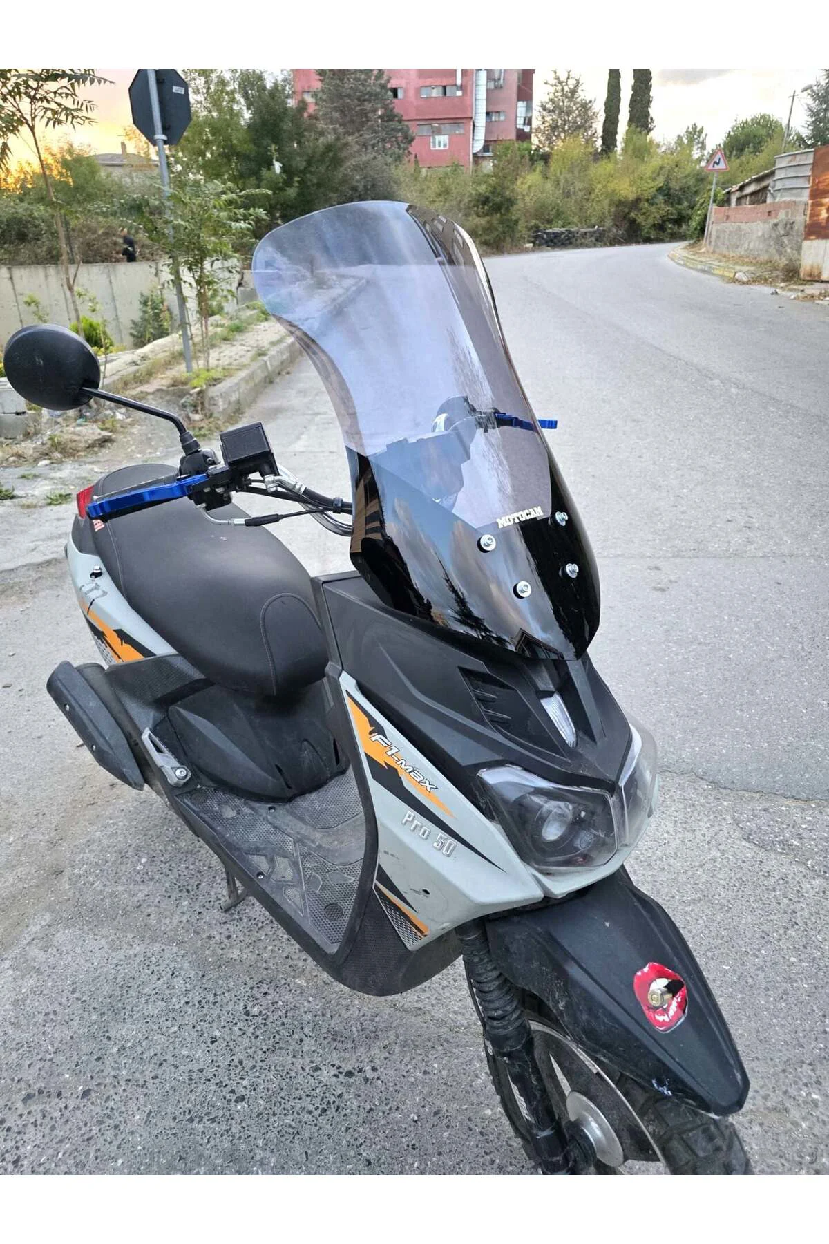 Altai F1 Max Ön Cam 2021-2026 Model 57cm Füme Renkli 4mm