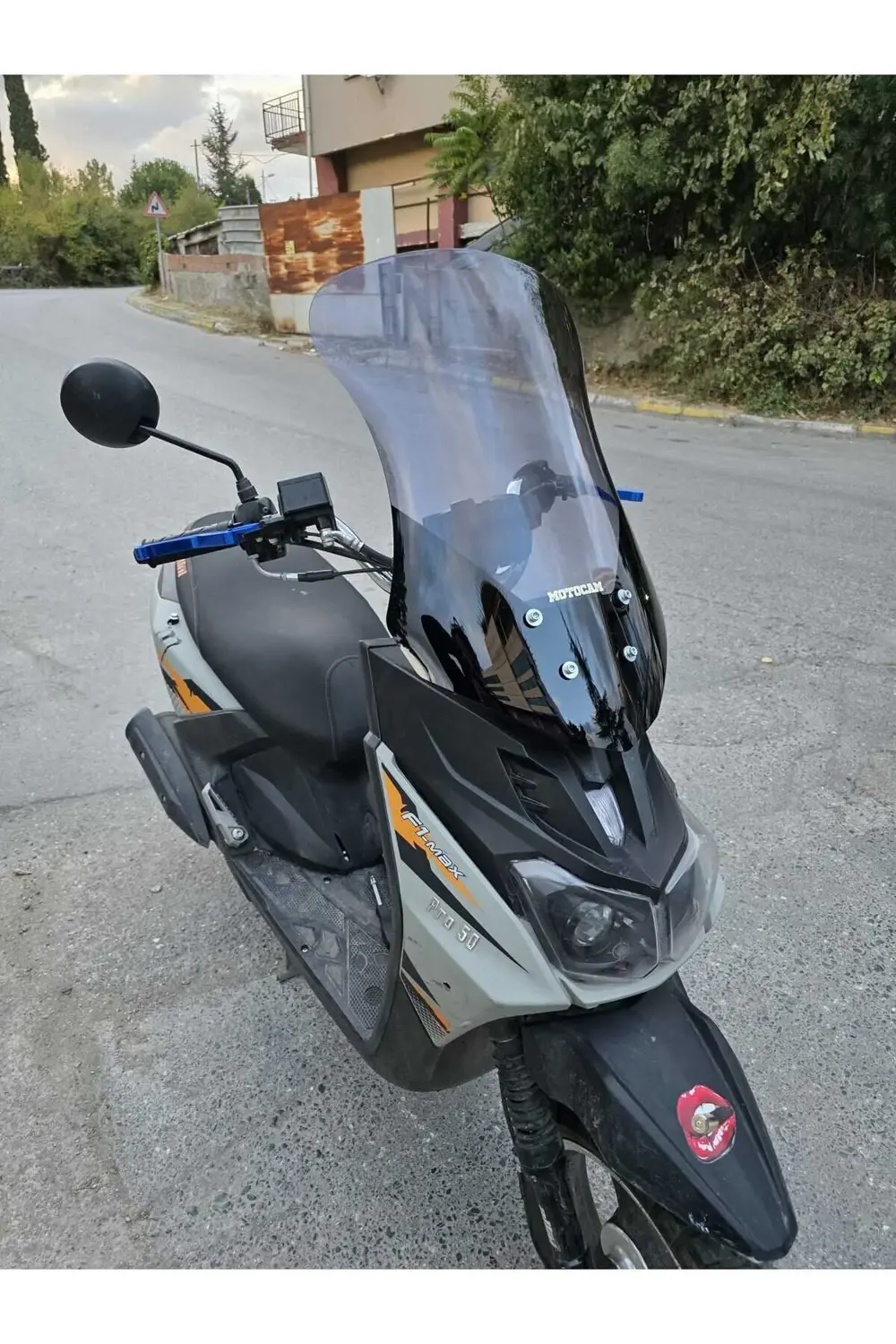 Altai F1 Max Siperlik Ön Cam 2021-2025 Model 57cm Füme Renkli 4mm