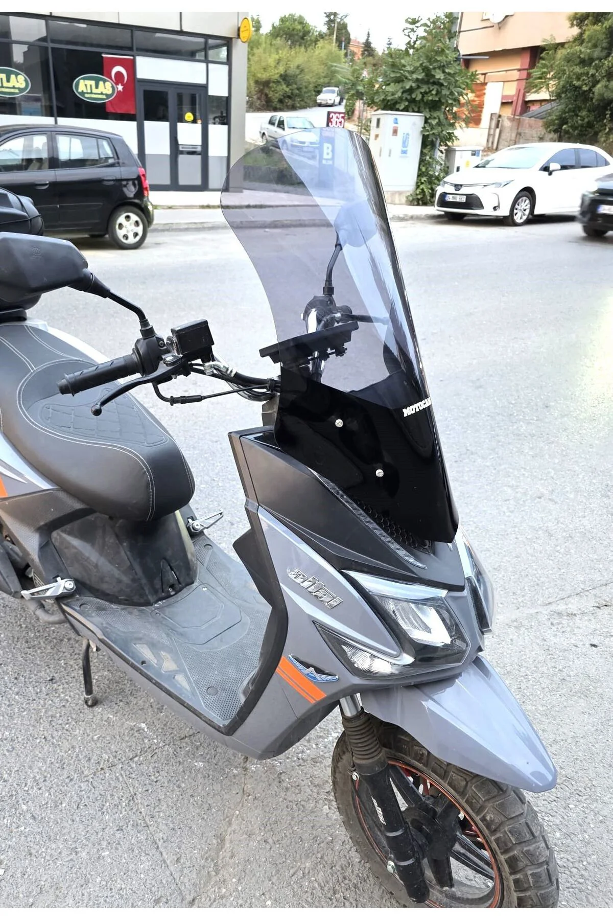 Altai F2 Max Ön Cam 2024-2026 Model 63cm Füme Renkli 4mm