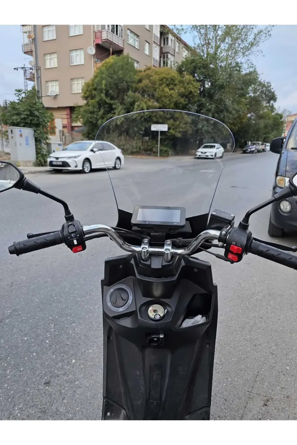 Altai F2 Max Siperlik Ön Cam 2024-2025 Model 63cm Şeffaf Renkli 4