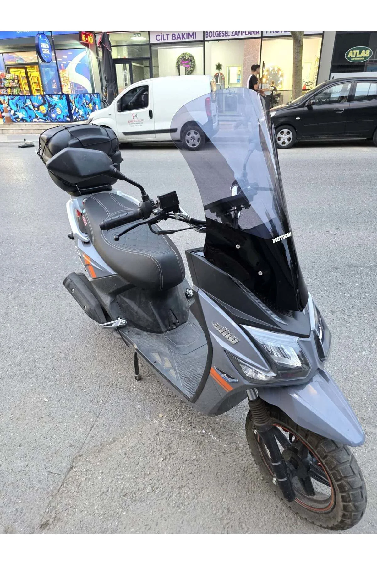 Altai F3 Max Ön Cam 2024-2026 Model 63cm Füme Renkli 4mm