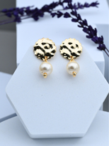 Tükkan Accessories Altin Kaplama Çiçek Silüet Asimetrik İnci Küpe-İnkü21