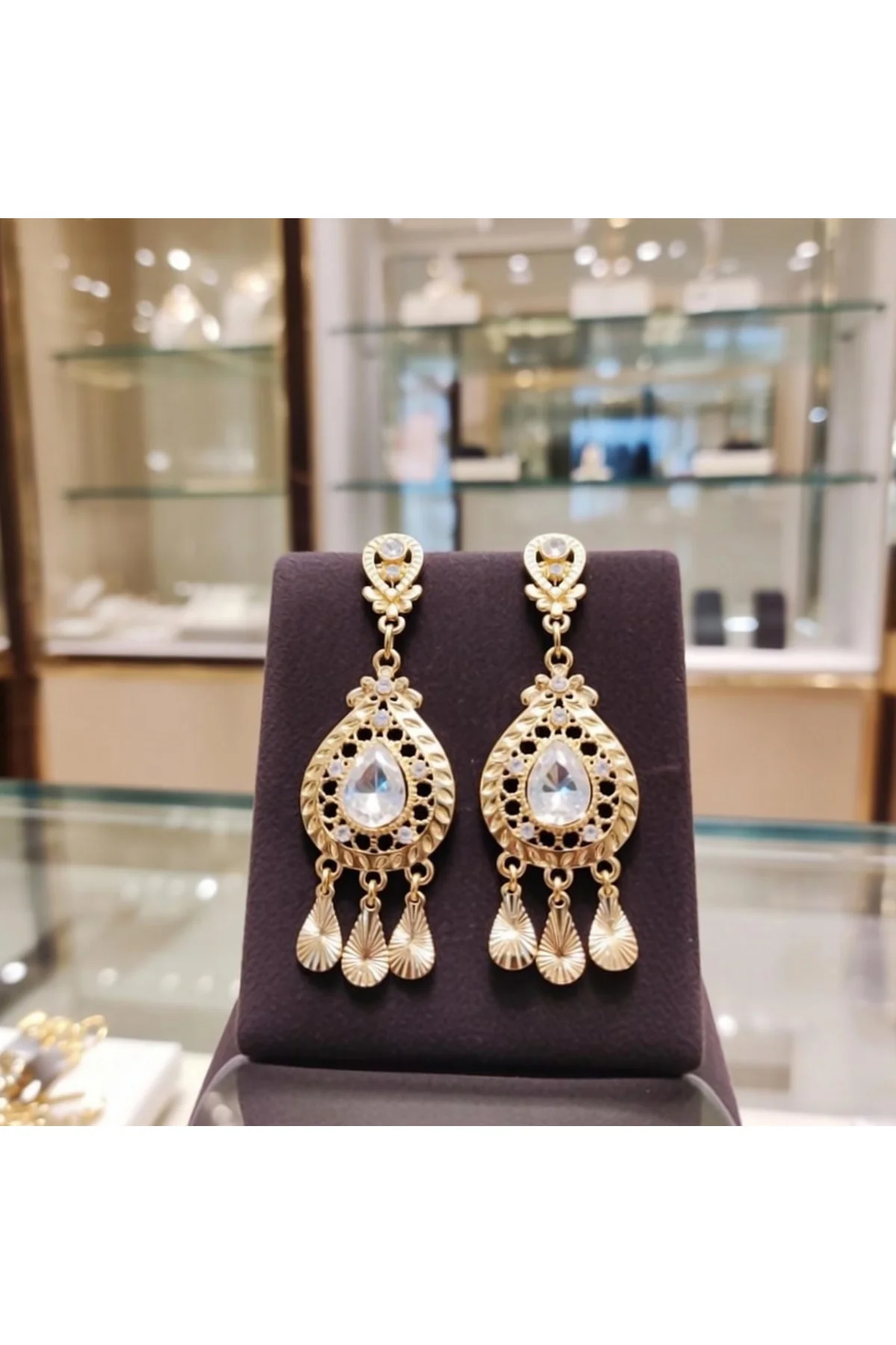 Altın kaplamalı 1 Çift Kadın Moda Şık Küpeler