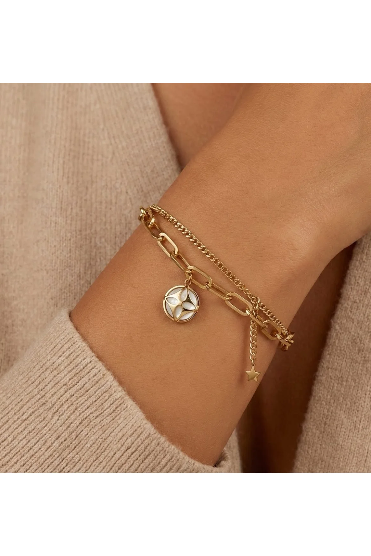 Altın Renkli Çift Zincirli Çelik Bileklik