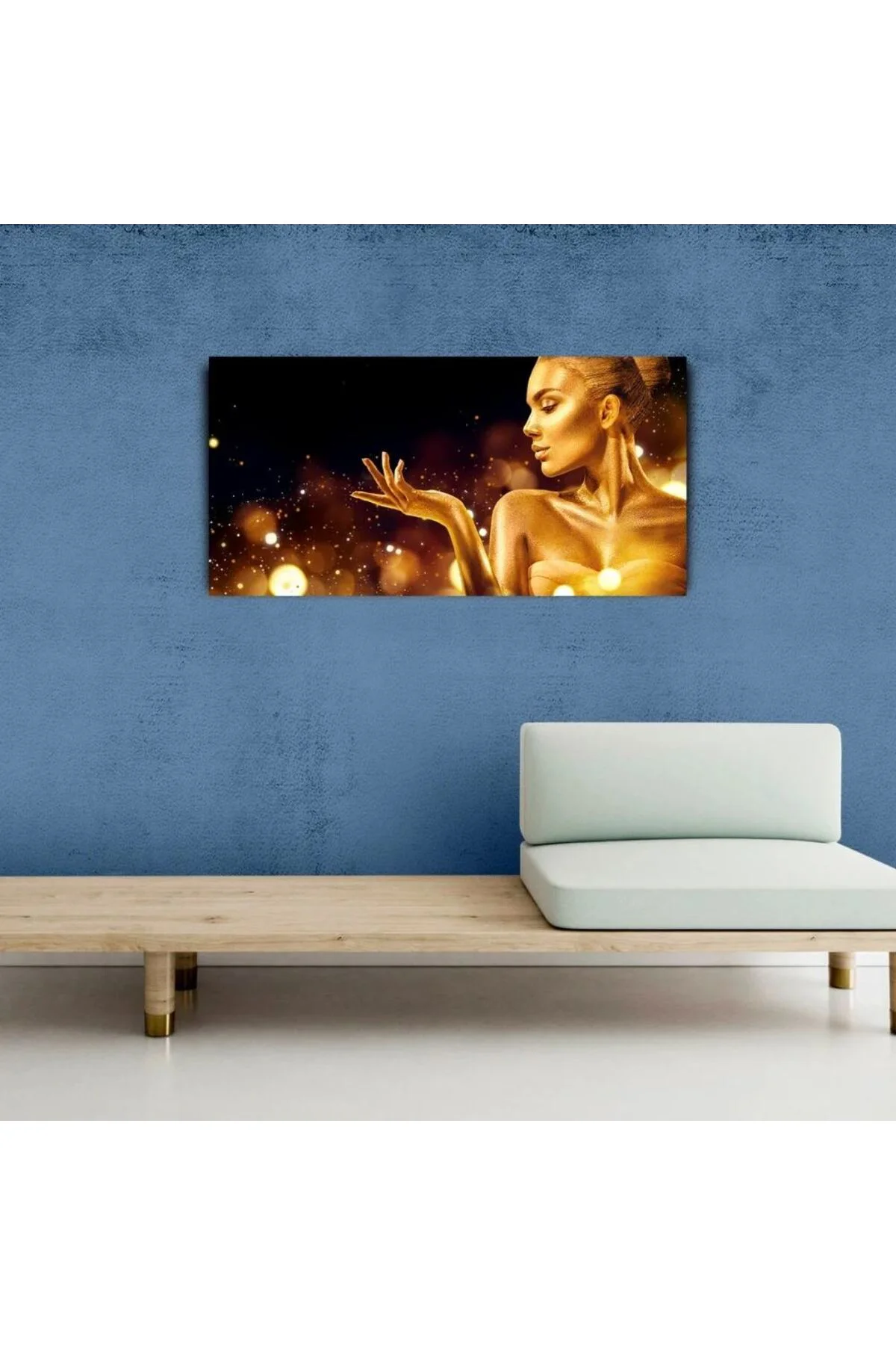 Altın Sarısı tonlarda Kadın ve Su Damlacıkları Kanvas Tablo 60 x 120
