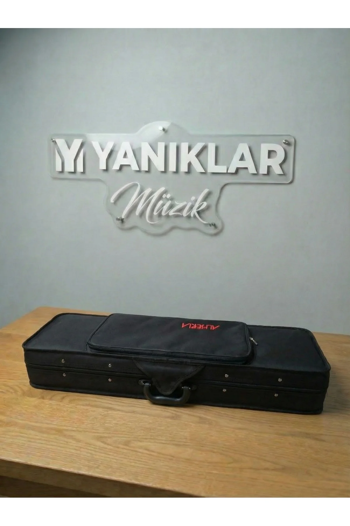 AM22406 Kare Kutu Mat Keman Seti (Yastık, Susturucu, Akort Cihazı AM22406 Kare Kutu Mat Keman Seti (Yastık, Susturucu, Akort Cihazı