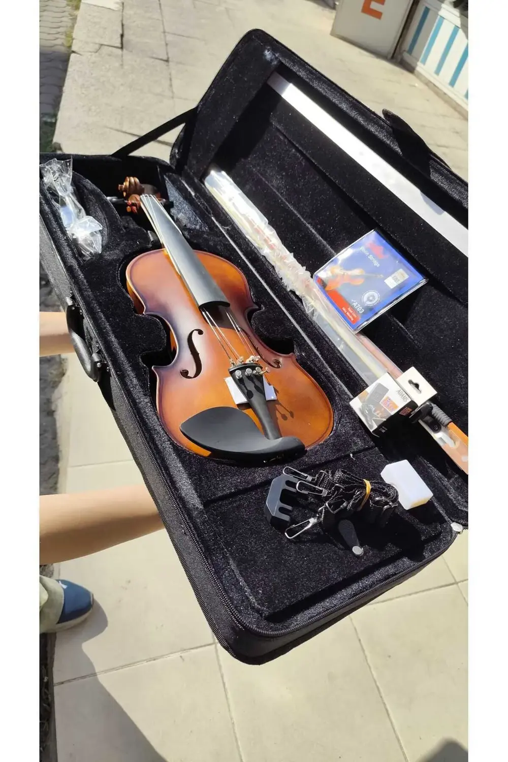 Almeria Am22406 Kare Kutu Mat Keman Seti (Yastık, Susturucu, Akort Cihazı Almeria Am22406 Kare Kutu Mat Keman Seti (Yastık, Susturucu, Akort Cihazı