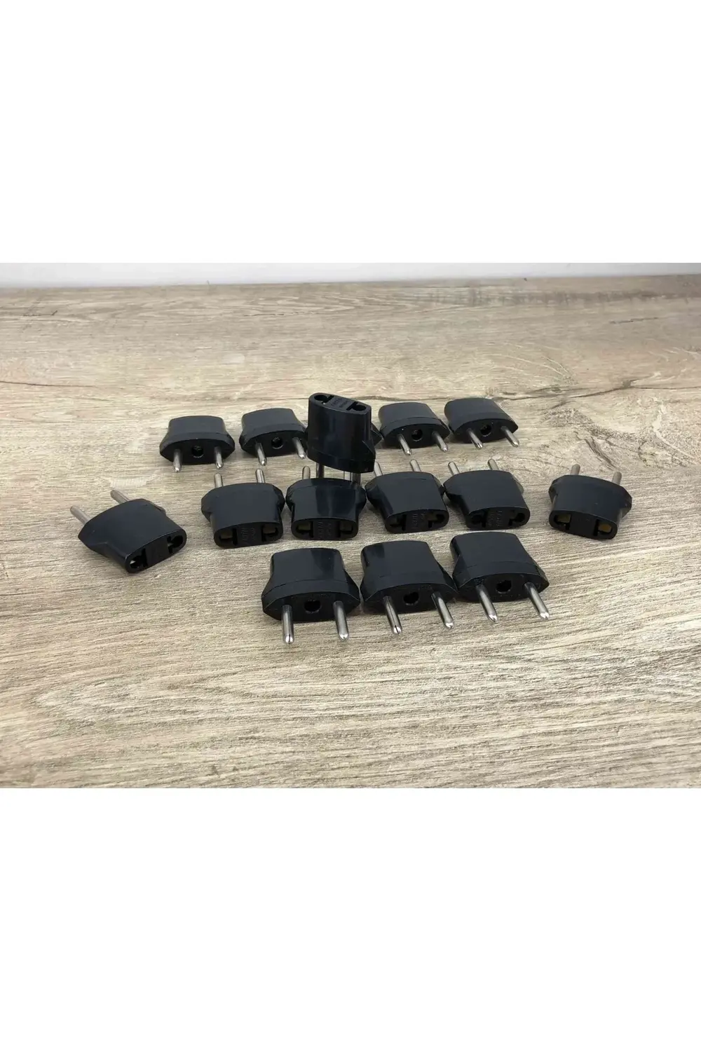 Amerika Fişinden Türkiye Fişine Çevirici Dönüştürücü 15 Adet Siya