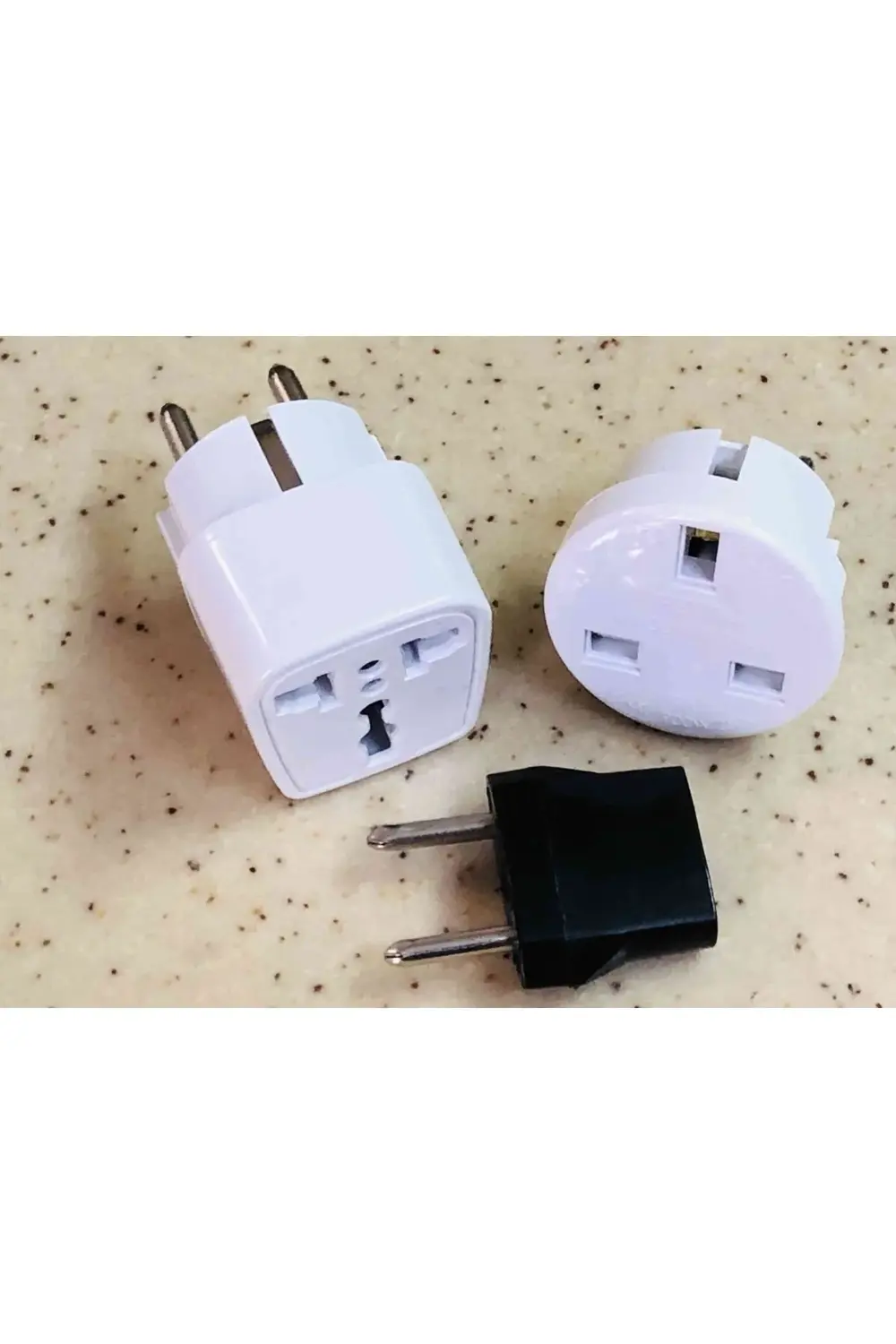 Amerikan Ingiliz Irlanda Singapur Uçlu Prizlerini Türk Uçlu Piriz