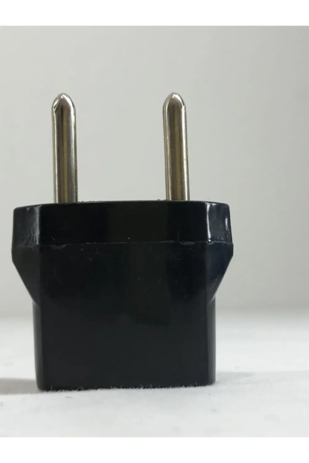 Amerikan Uçlu Prizlerini Türk Uçlu Pirize Çevirici Dönüştürücü Ad