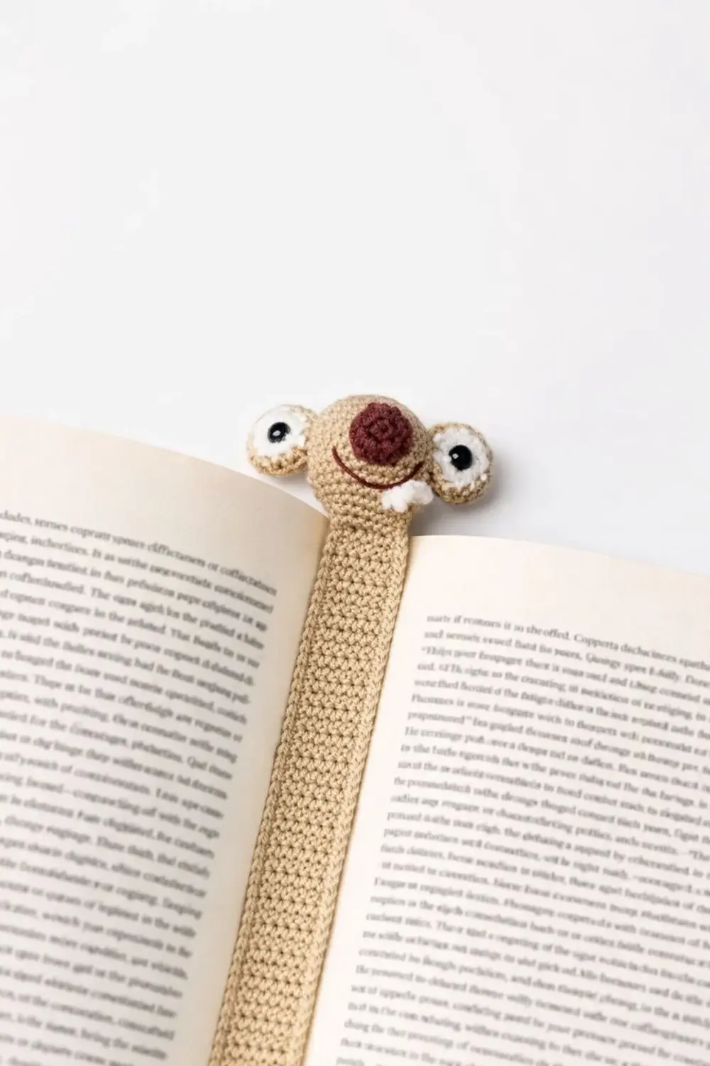 AMİGURUMİ BUZ DEVRİ SİD EL ÖRGÜSÜ KİTAP AYRACI