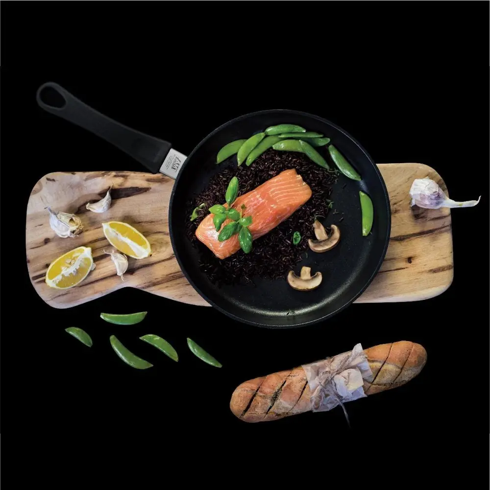 Amt 5L28EZ2 Light Döküm Tava 28 Cm