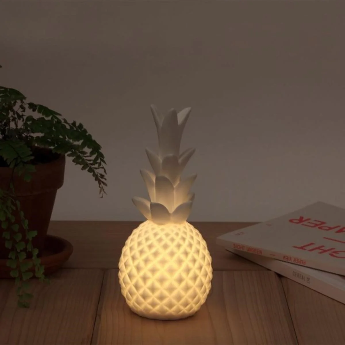 Ananas Şeklinde Desenli Büyük Boy Pilli Masa Ve Gece Lambası Bx40 Fiyatı, Yorumları ve Özellikleri