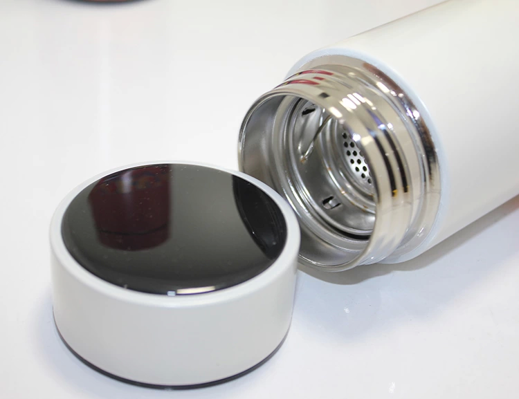 Byntr Anime Baskılı Digital Göstergeli Termos 500 Ml Alk382