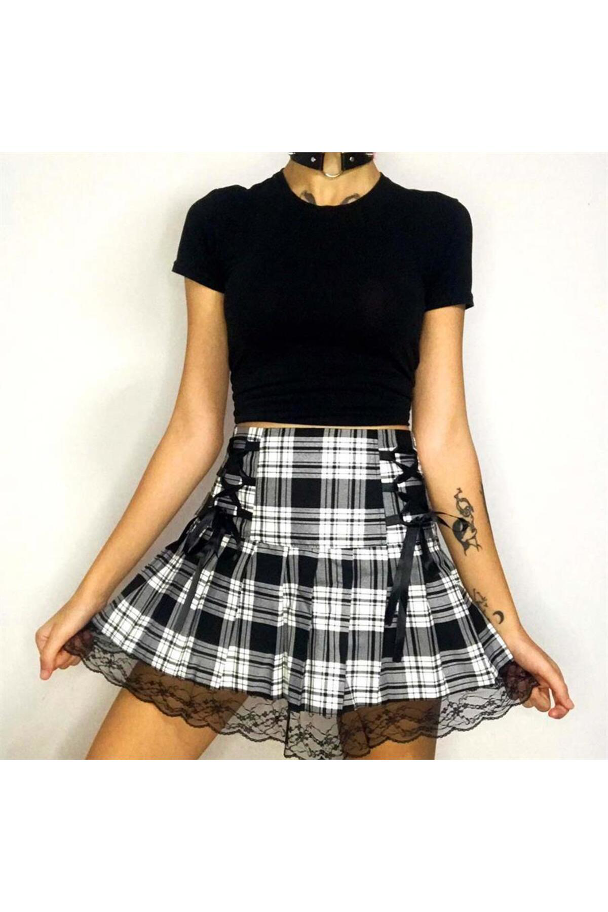 Köstebek Anime Harajuku Street Dantel Detaylı Siyah Beyaz Ekose Pileli Ete