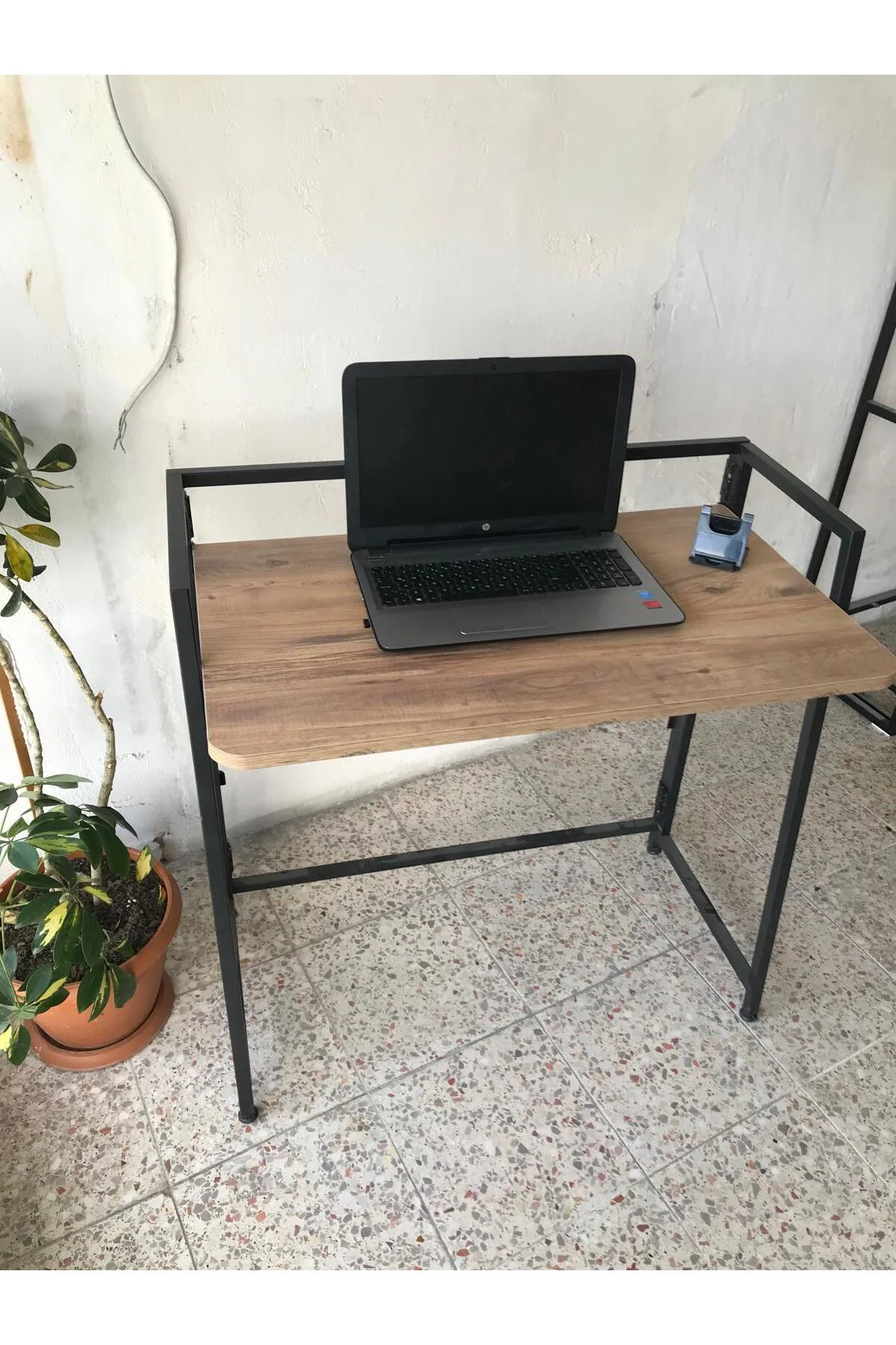 AnkaHome Katlanabilir Yer Kaplamaz Çalışma Masası Ar-Te 2100 47x8