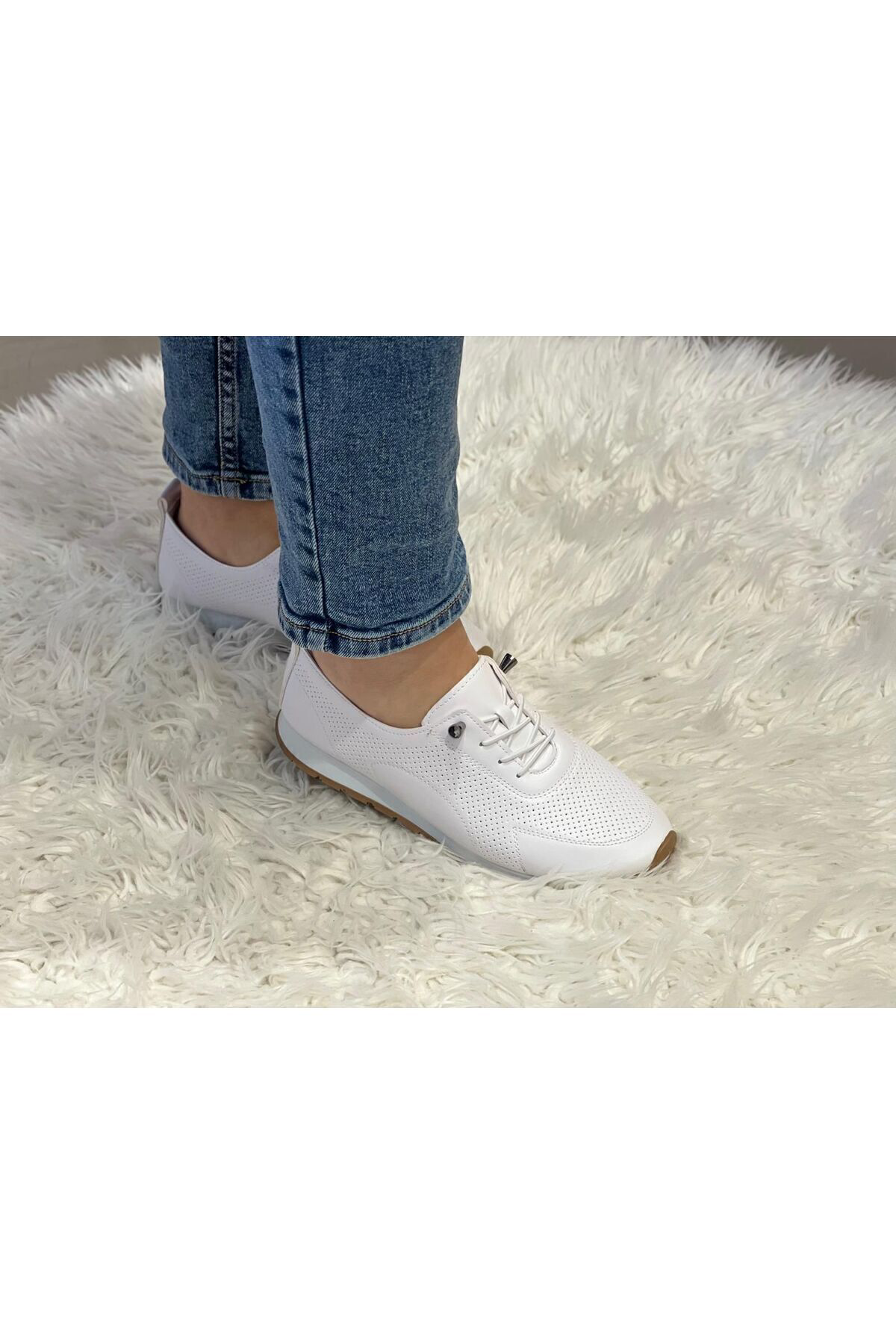 Nayad Bal Anne Ortopedik Taban Lastikli Model Kadın Spor Ayakkabı