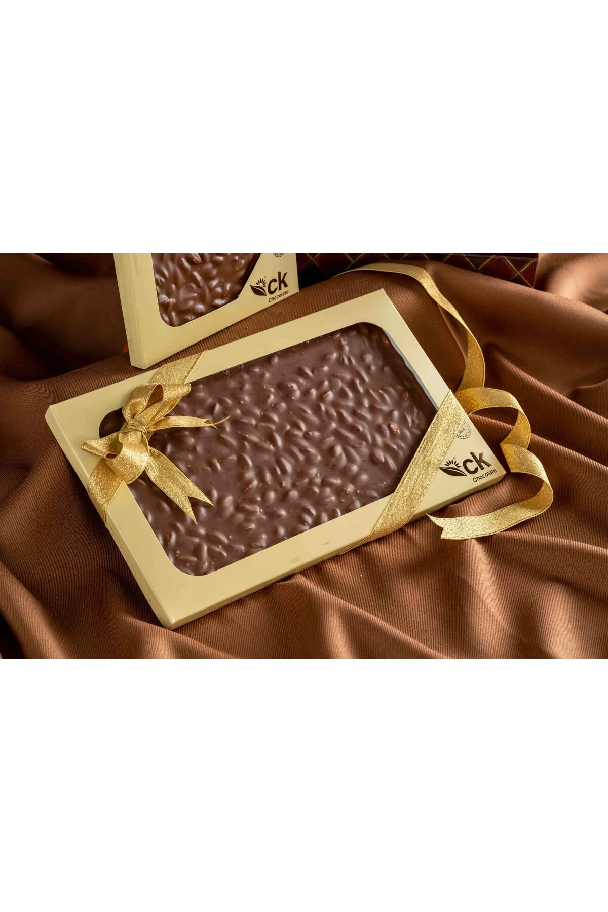 Antep Fıstıklı Sütlü Beyoğlu Çikolata 400 g