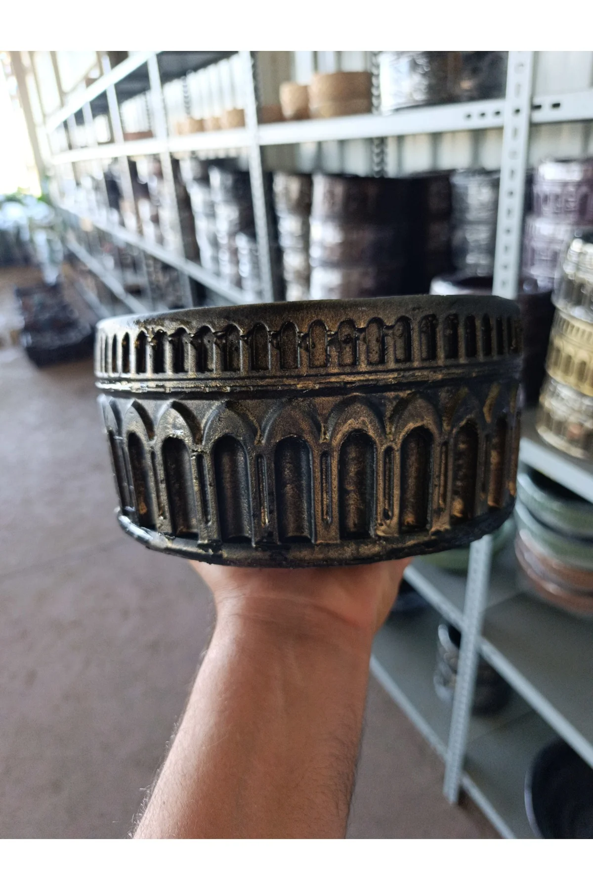 Antik Arena Taş Saksı 21*11 cm ve Para Çiçeği - Görsel 5