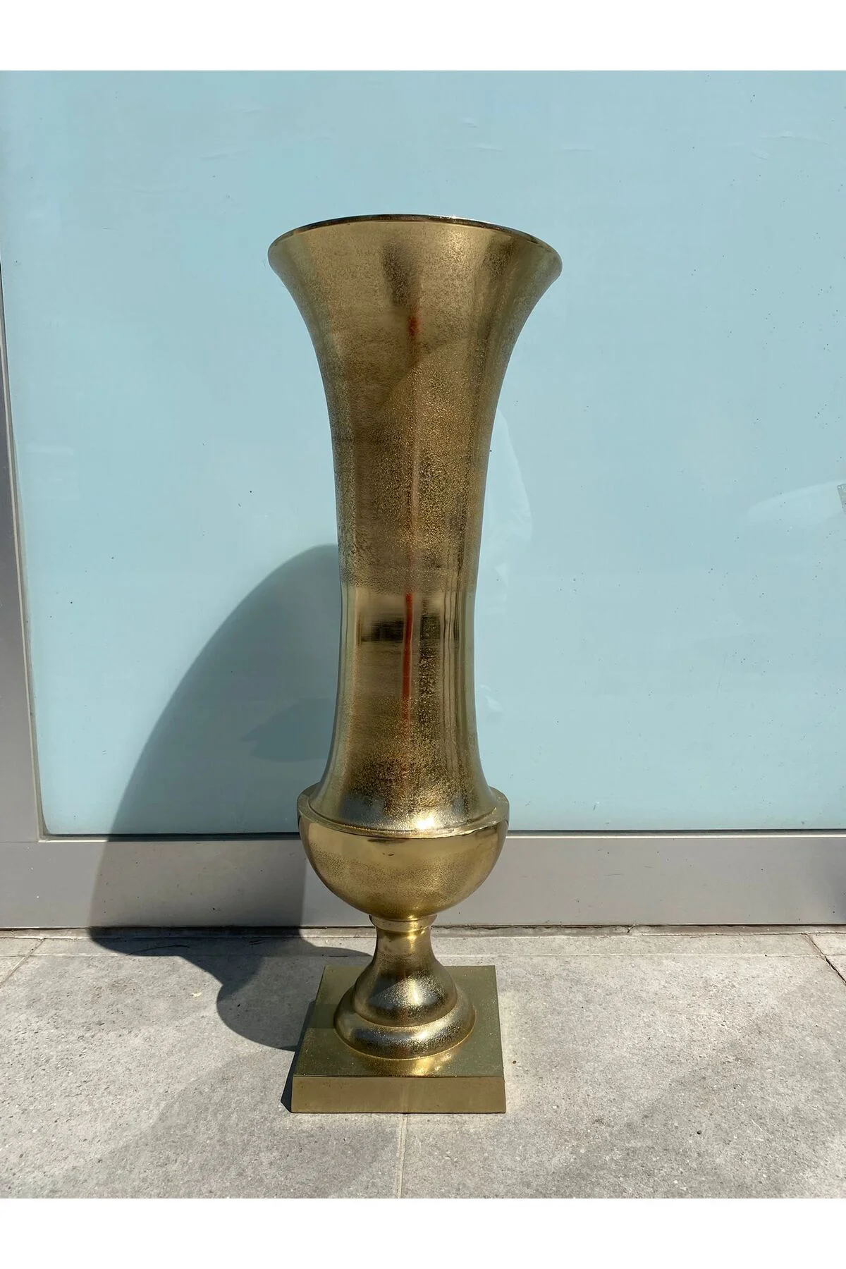 Antik Gold Döküm Alüminyum Kadeh Vazo 80cm