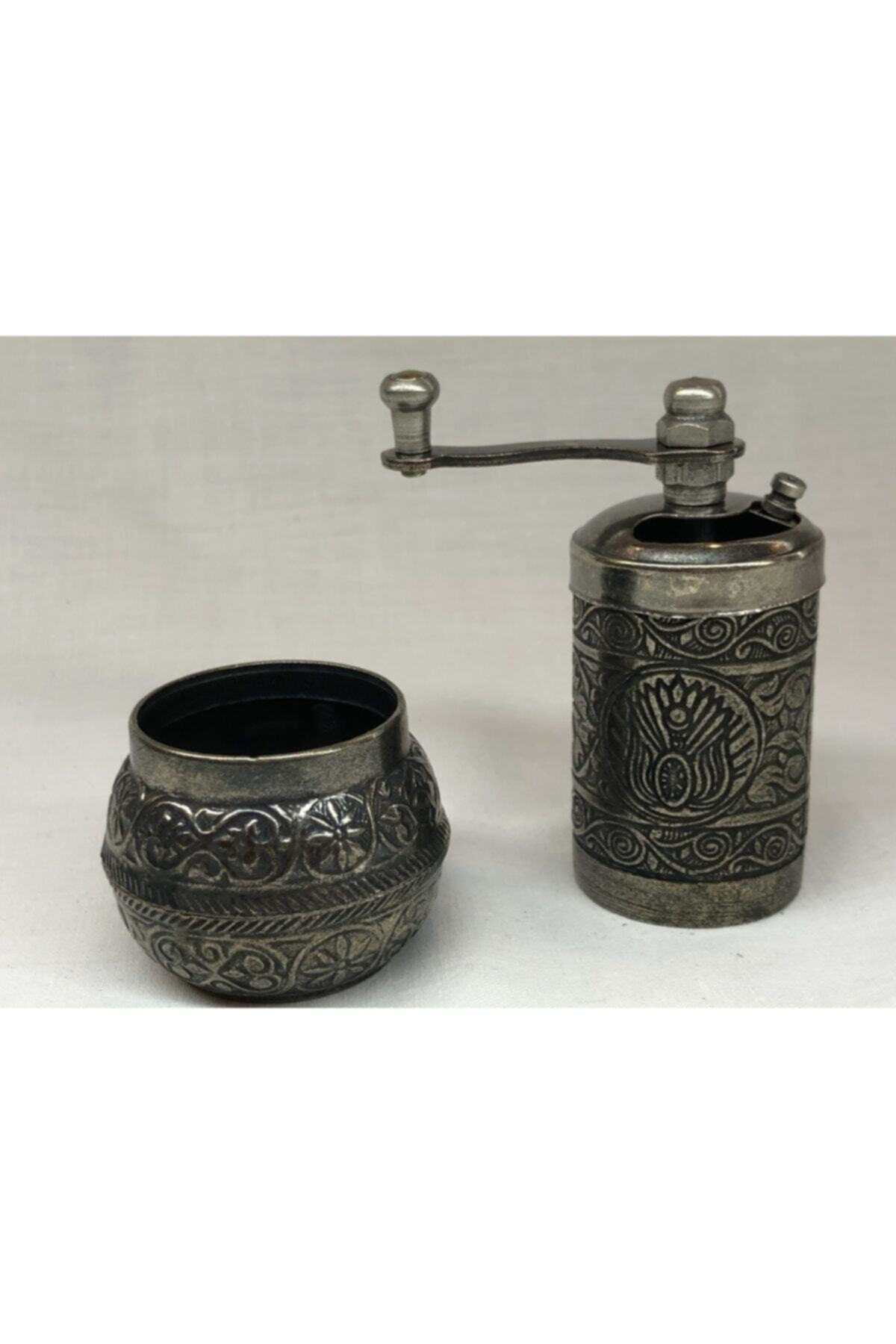 Antik Mat Gümüş Renkli Osmanlı Tarzı Metal Döküm El Tipi Minik Şı
