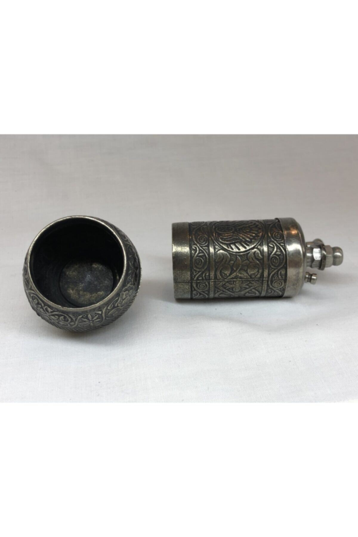 Antik Mat Gümüş Renkli Osmanlı Tarzı Metal Döküm El Tipi Minik Şı