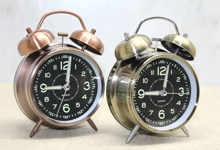 Antik Metal Görünümlü Dekoratif Çalar Saat Model 1