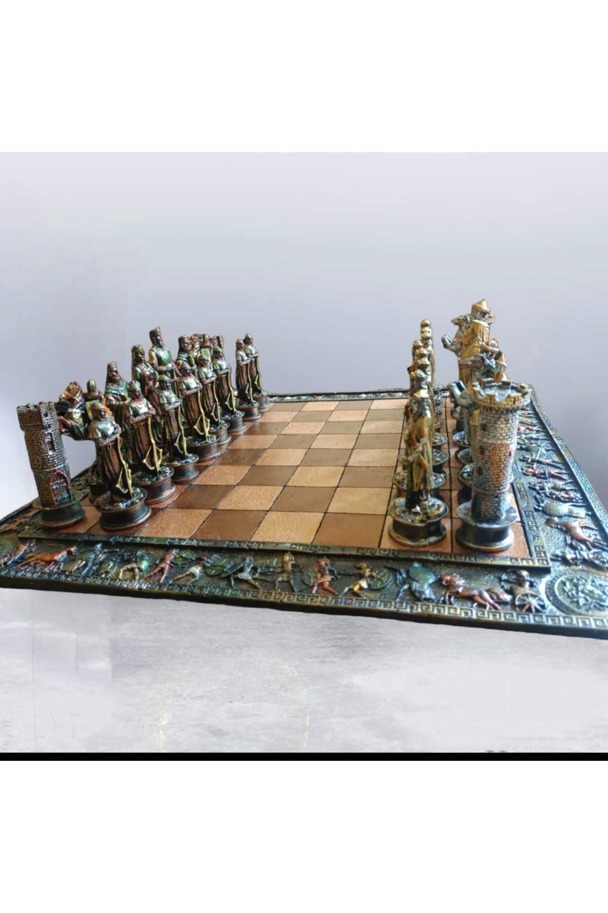 Dodemert Home Antik Muharebe Büyük Polyester Satranç Takimi 32 Figürlü 43X43 Cm
