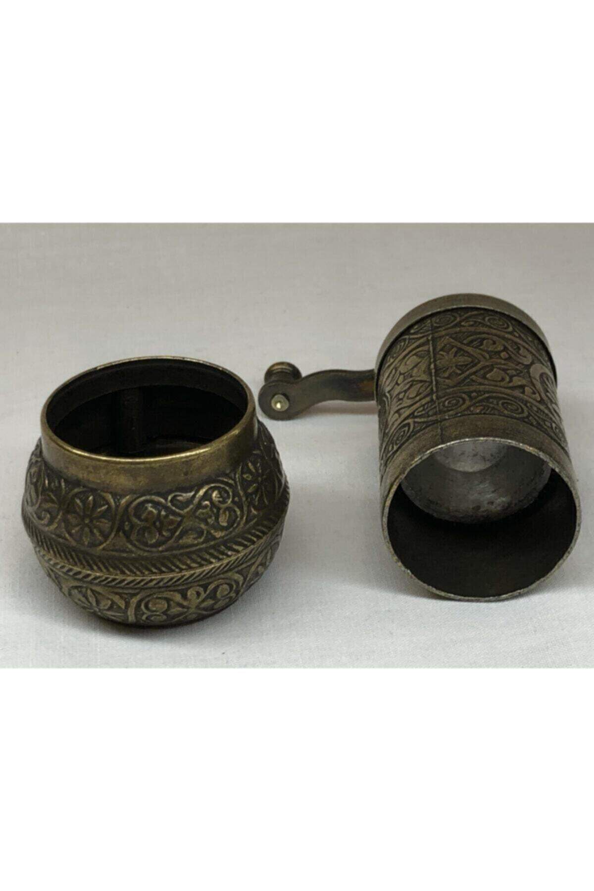 Antik Pirinç Osmanlı Tarzı Zamak Karabiber Tuz Pirinç Değirmeni D