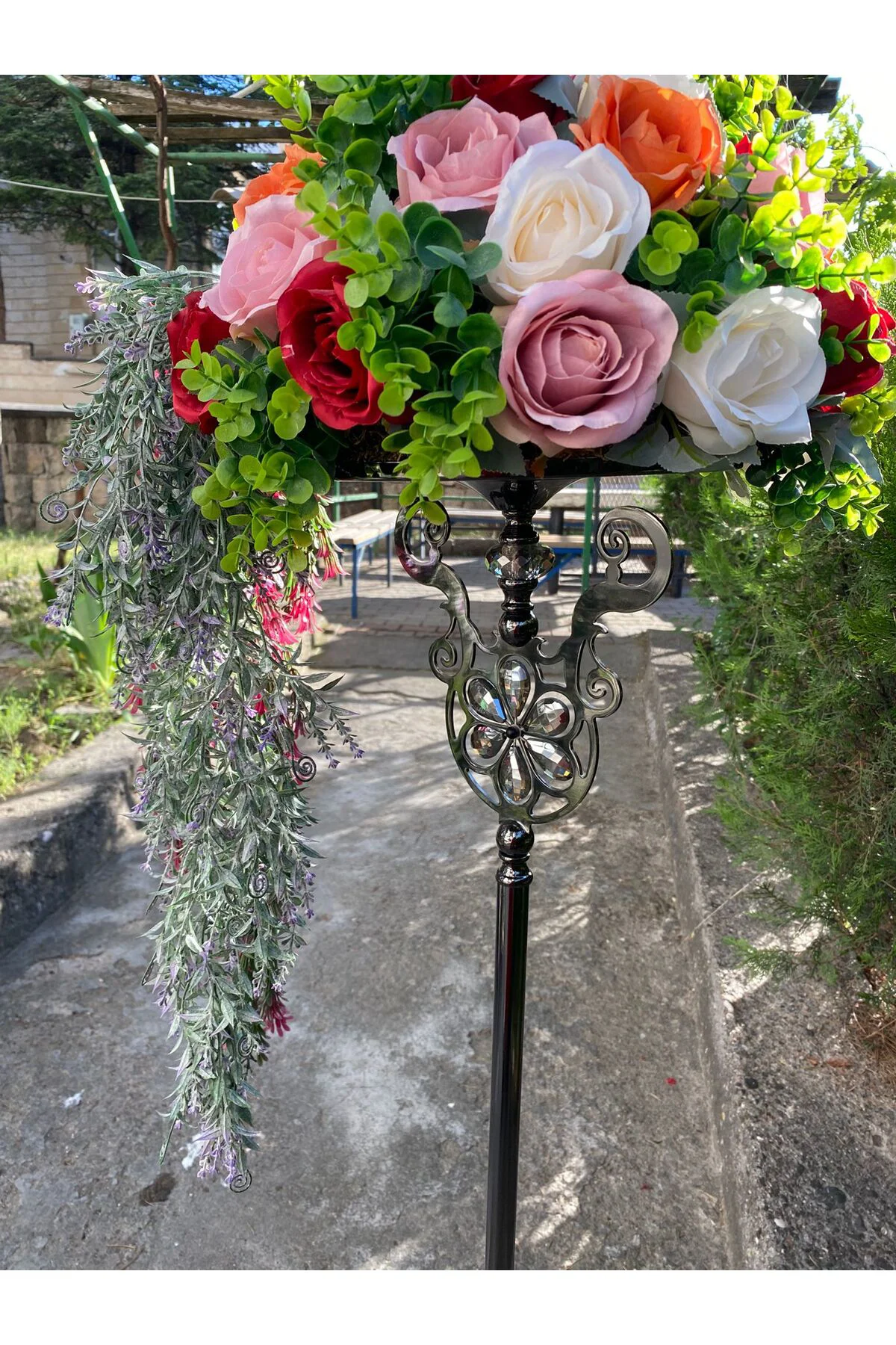 Antrasit Ayaklı Metal Aranjman Çiçek 120 cm