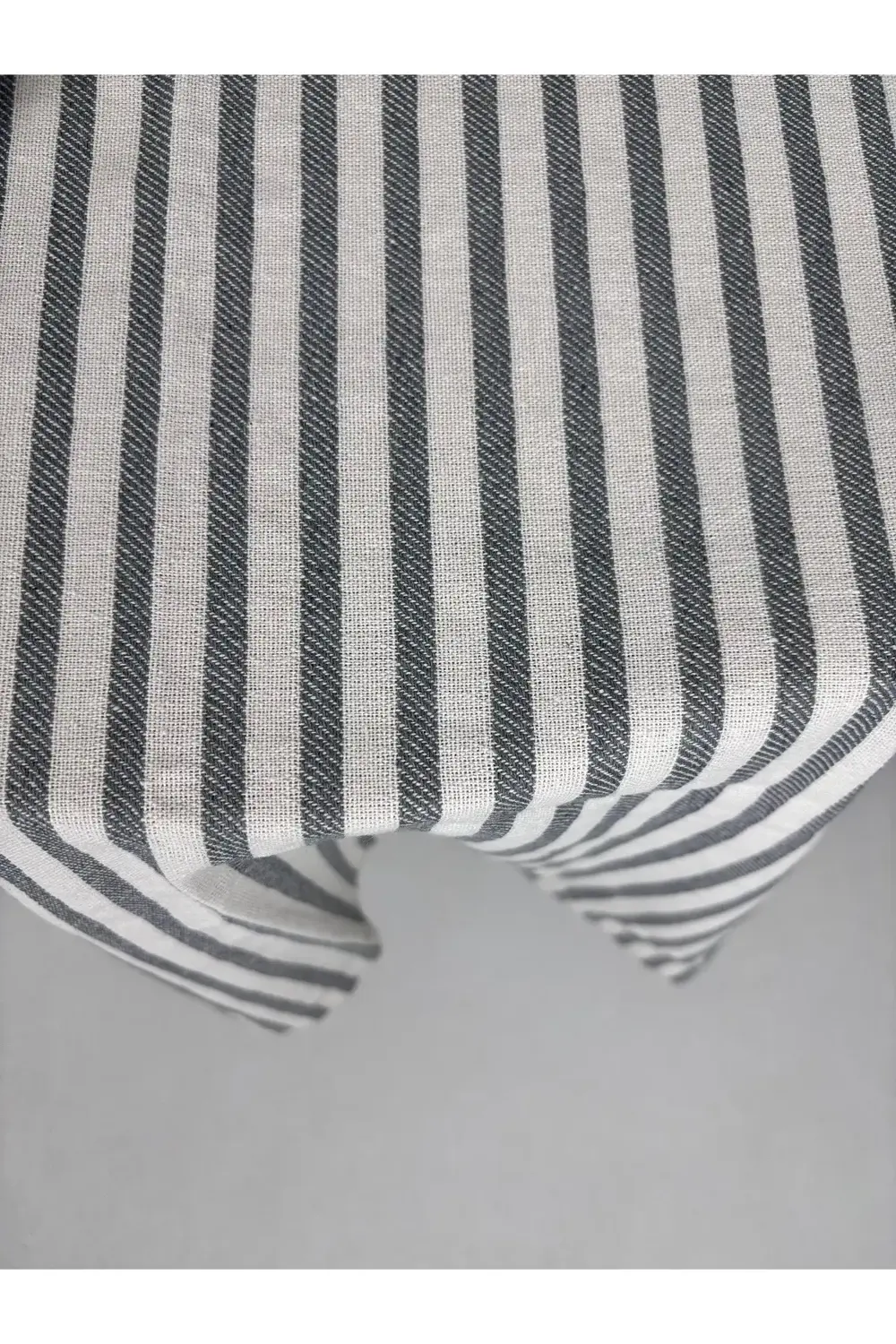 Antrasit çizgili keten fiskos örtüsü